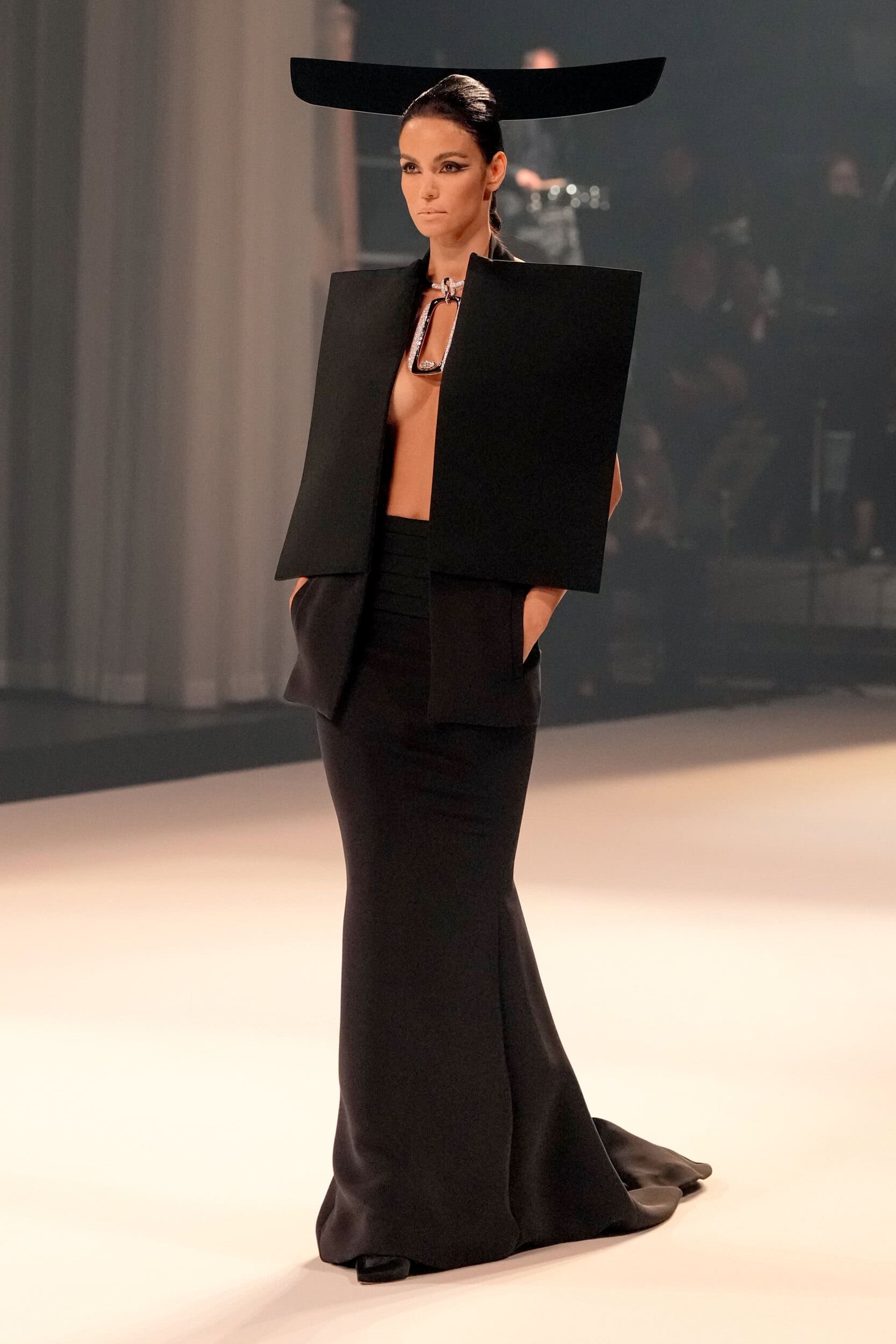 Stephane Rolland Spring 2026 Couture Fashion Show