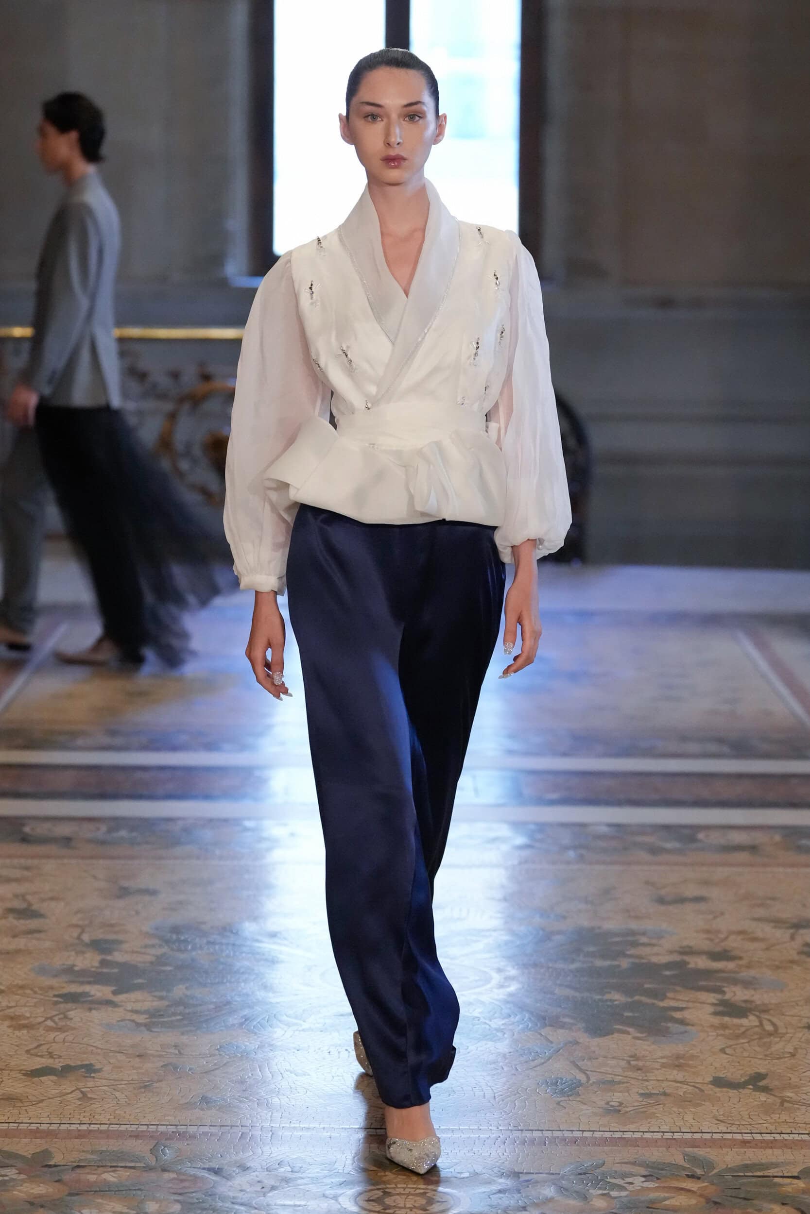 Peet Dullaert Fall 2025 Couture Fashion Show