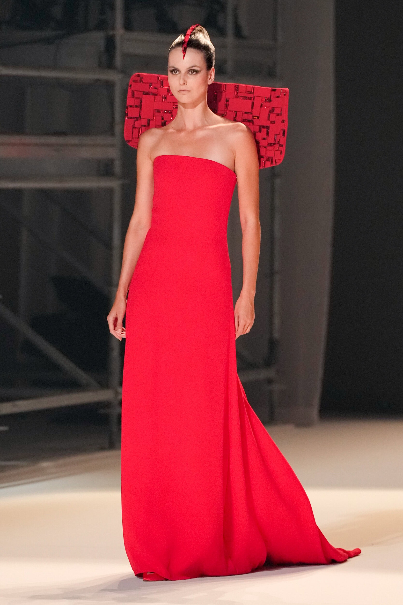 Stephane Rolland Spring 2026 Couture Fashion Show