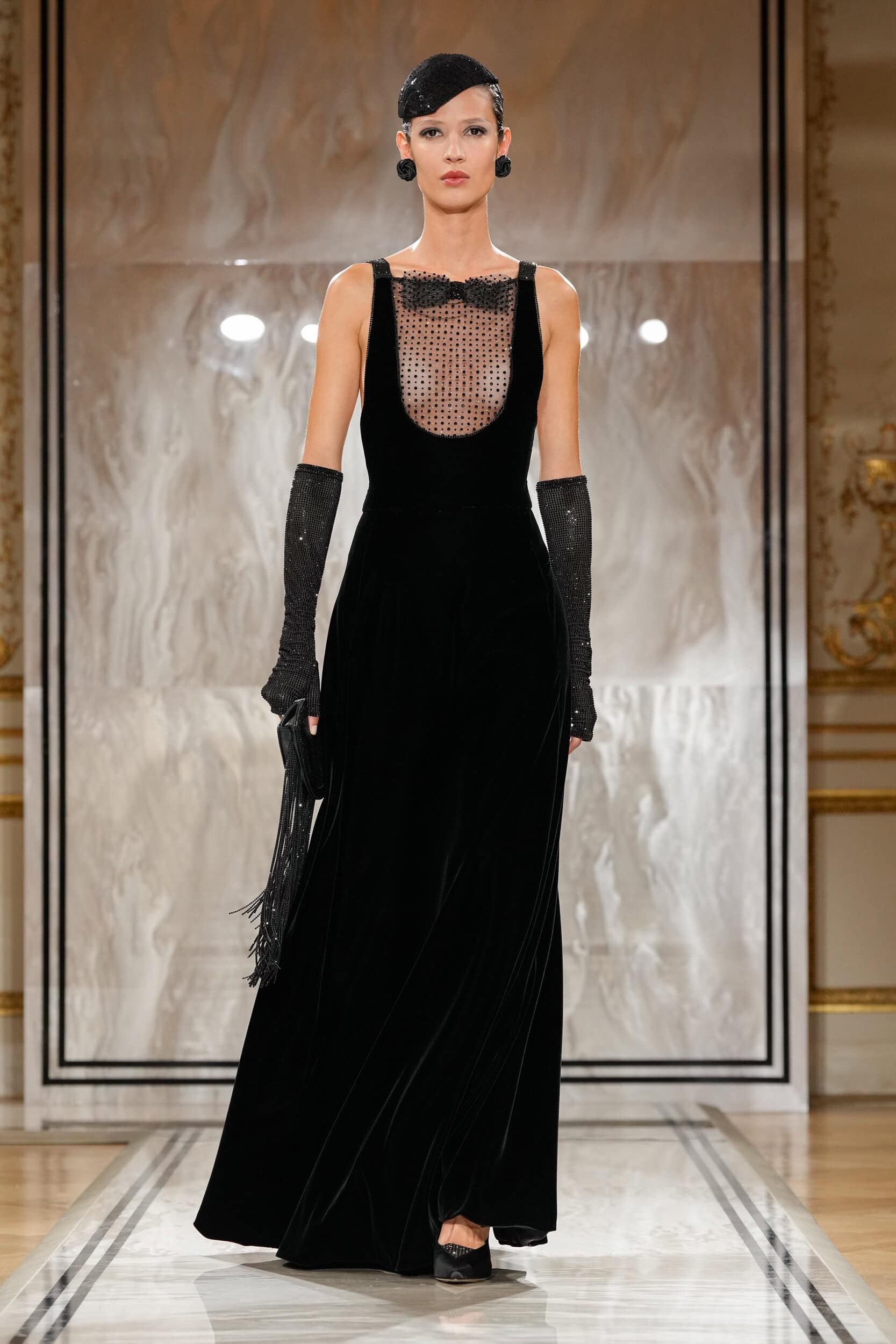 Giorgio Armani Prive Fall 2025 Couture Fashion Show