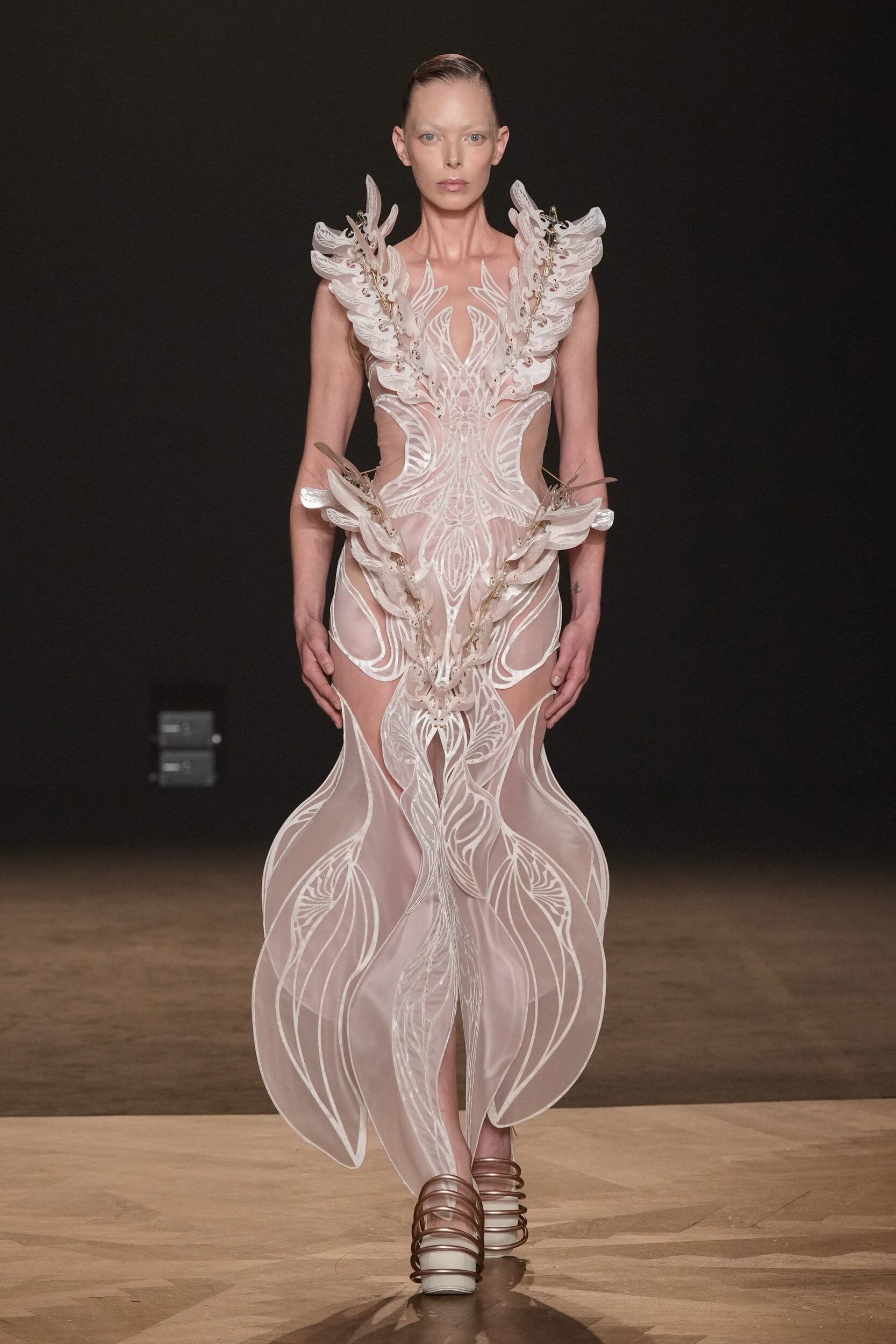 Iris Van Herpen Spring 2026 Couture Fashion Show