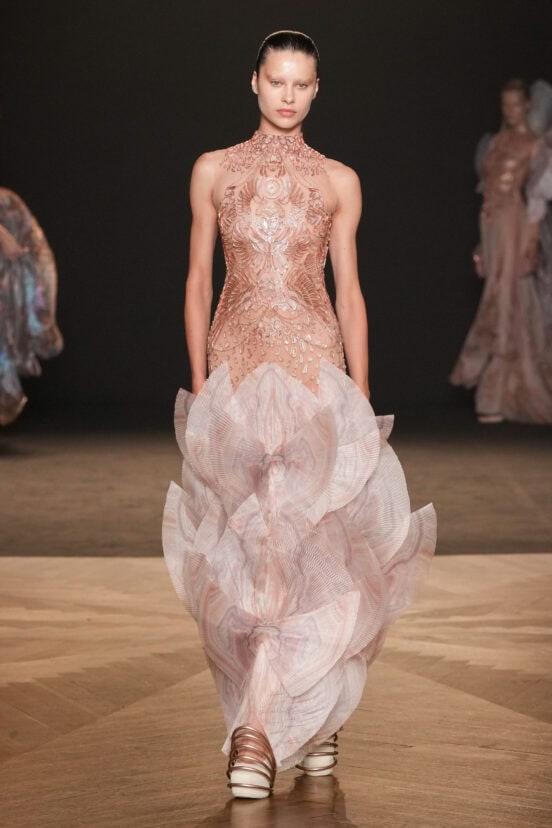 Iris Van Herpen Spring 2026 Couture Fashion Show