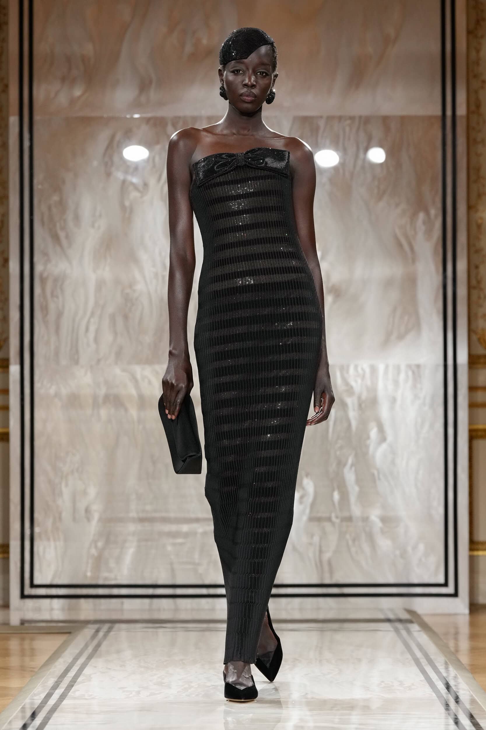 Giorgio Armani Prive Fall 2025 Couture Fashion Show