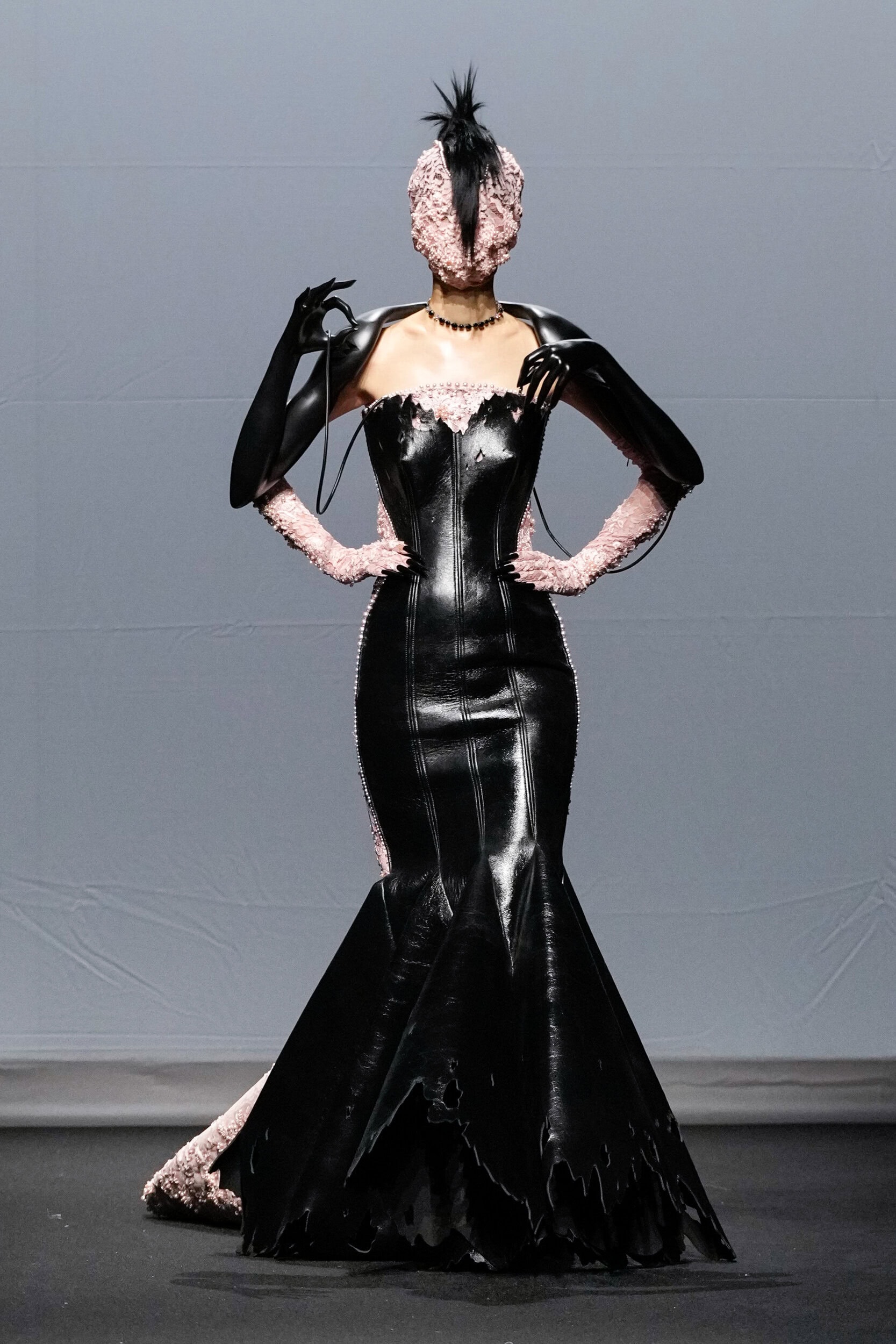 Robert Wun Fall 2025 Couture Fashion Show
