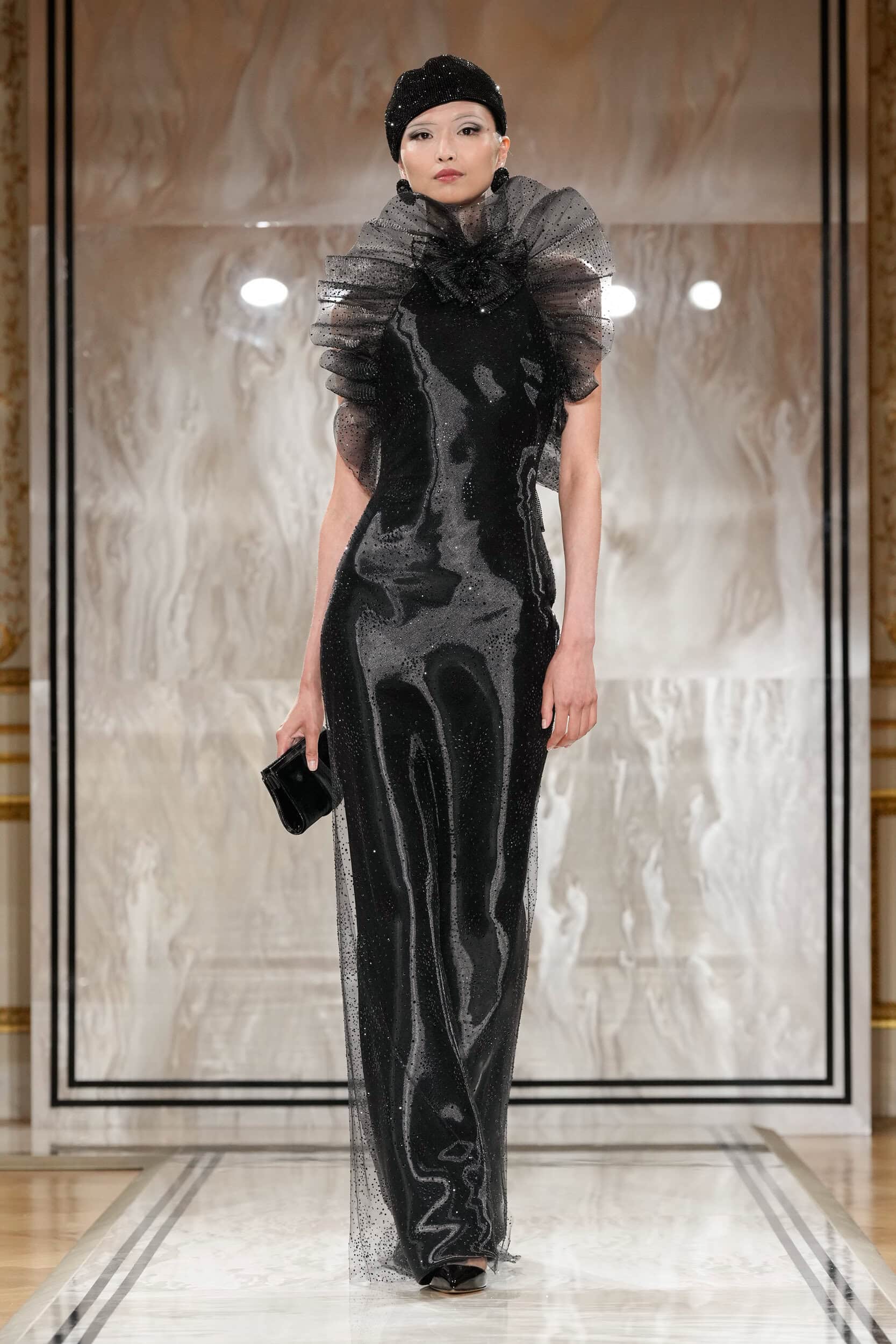 Giorgio Armani Prive Fall 2025 Couture Fashion Show