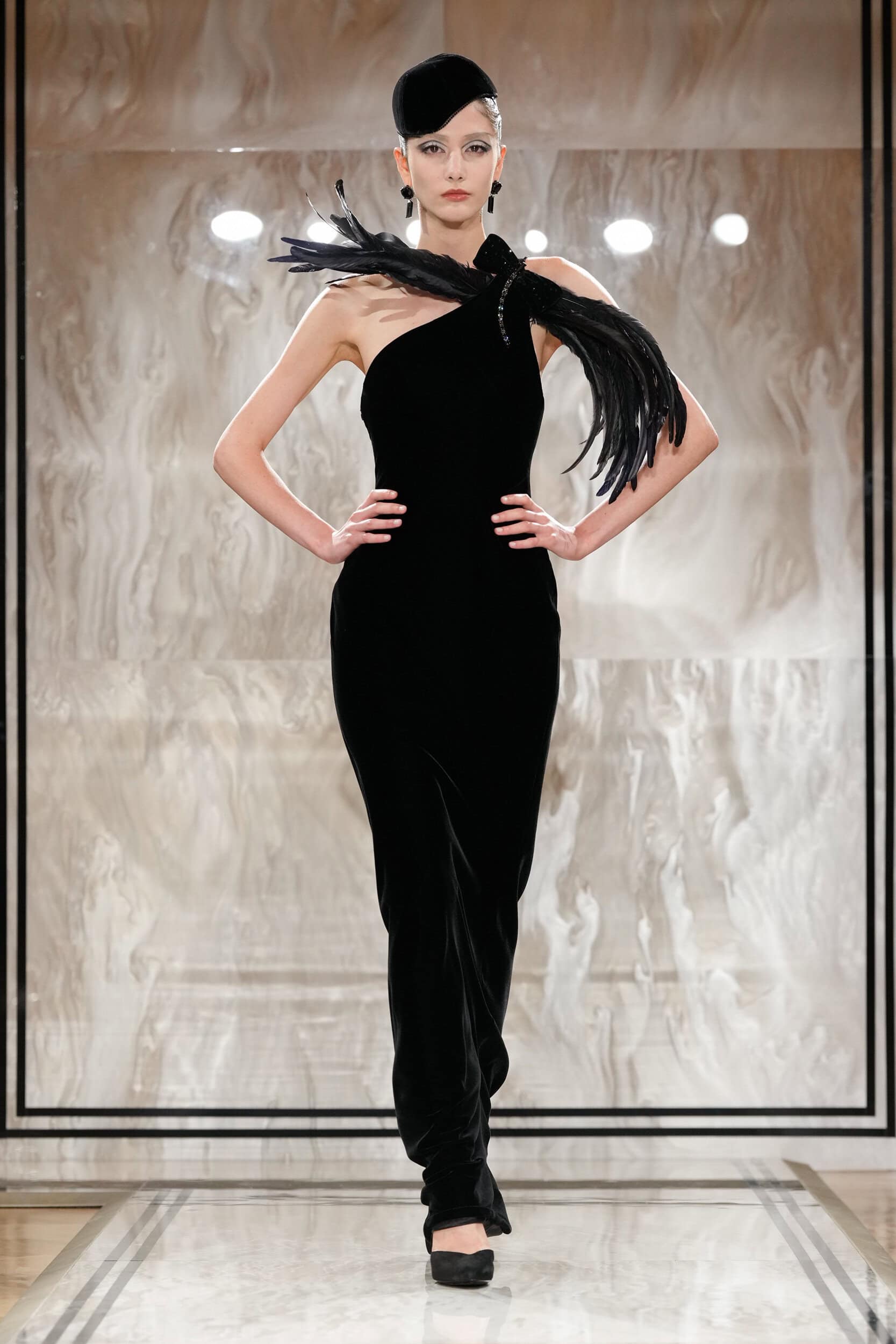 Giorgio Armani Prive Fall 2025 Couture Fashion Show