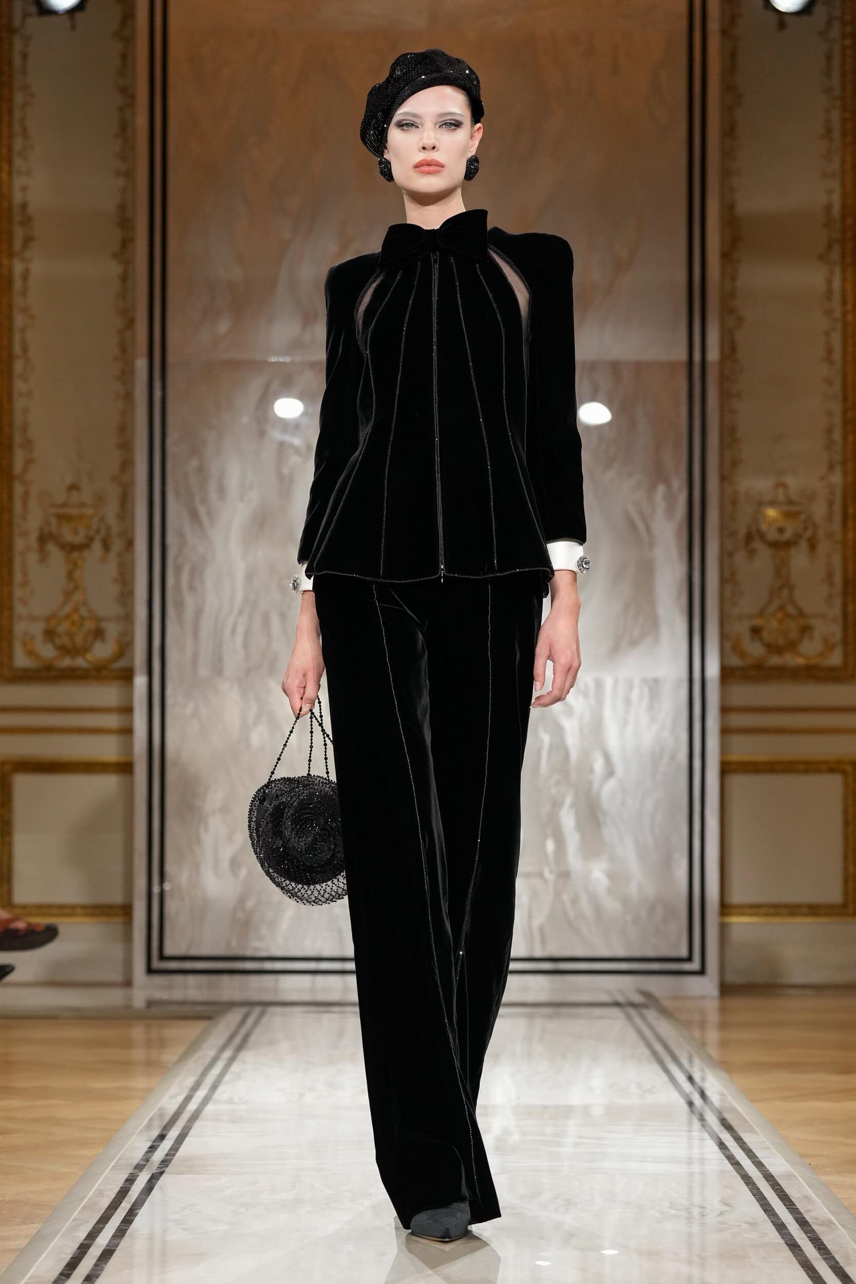 Giorgio Armani Prive Fall 2025 Couture Fashion Show