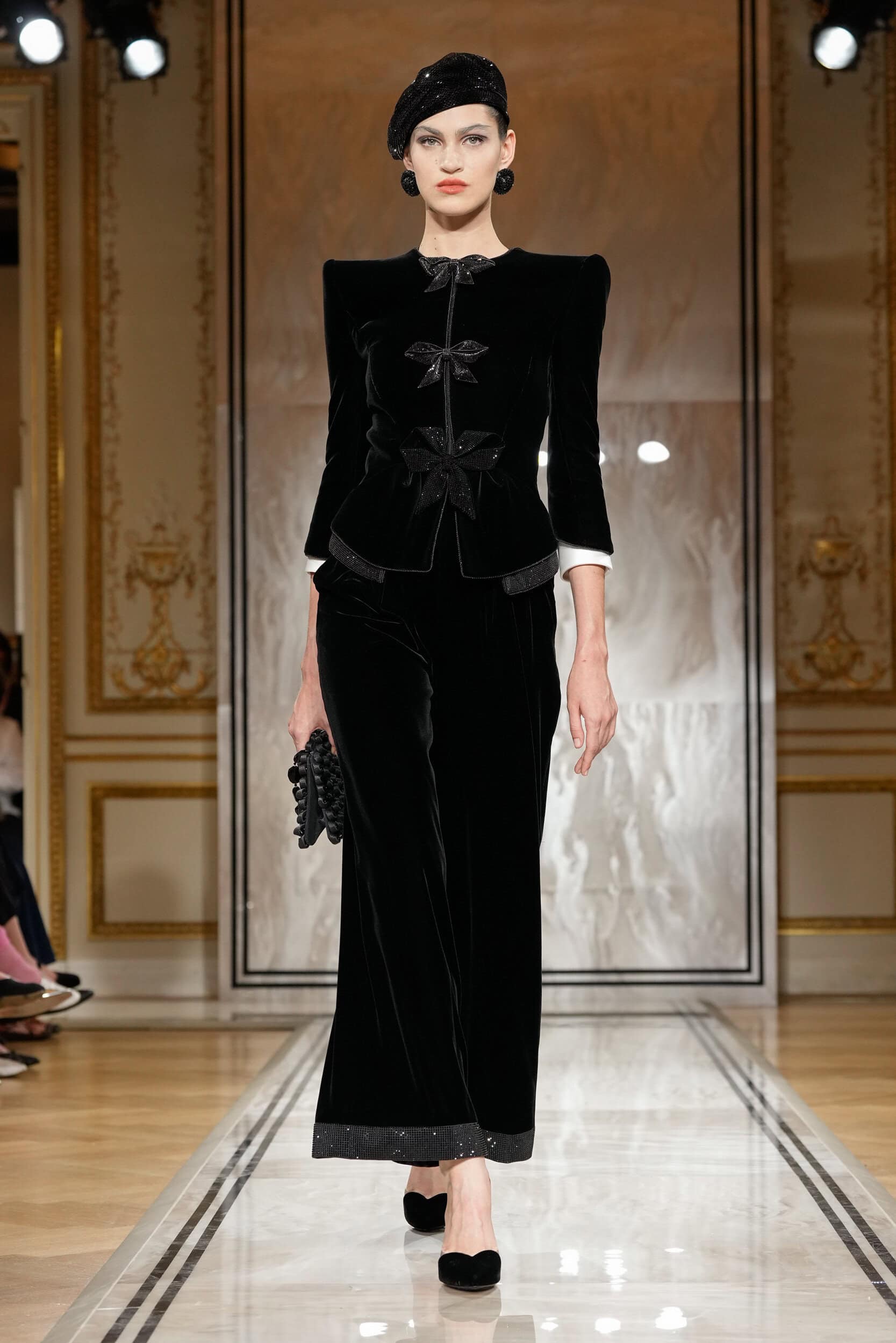 Giorgio Armani Prive Fall 2025 Couture Fashion Show