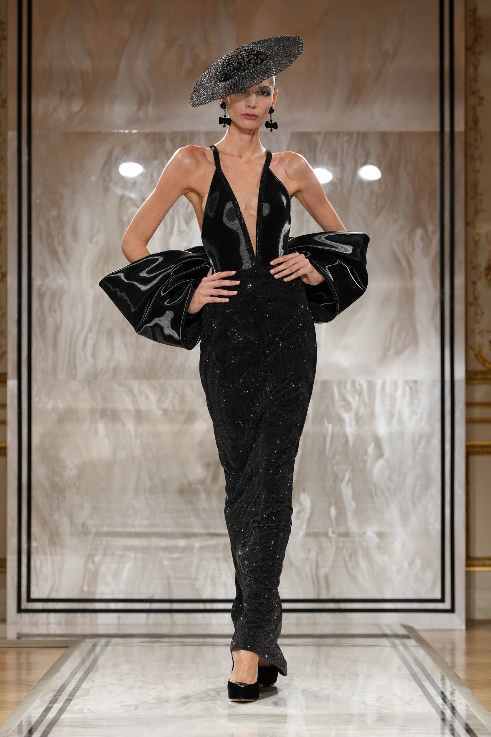 Giorgio Armani Prive Fall 2025 Couture Fashion Show