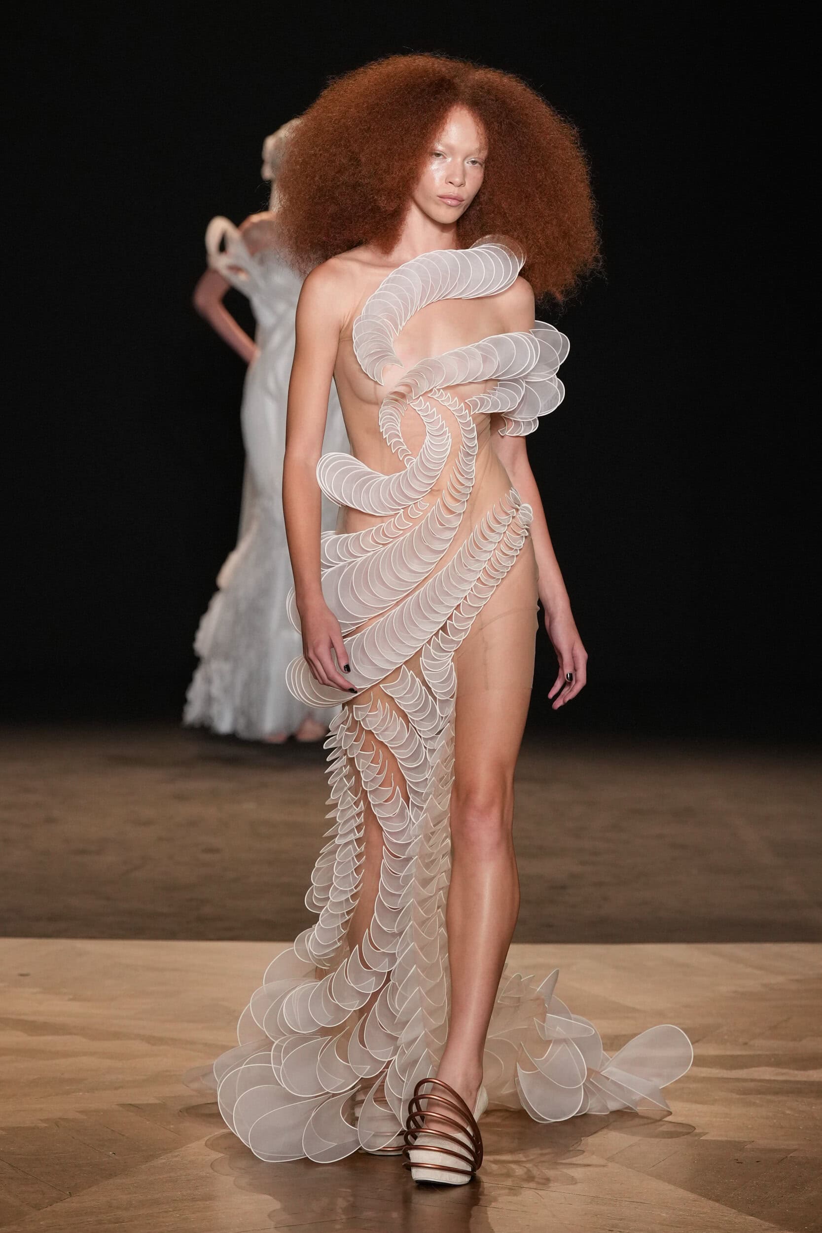 Iris Van Herpen Spring 2026 Couture Fashion Show