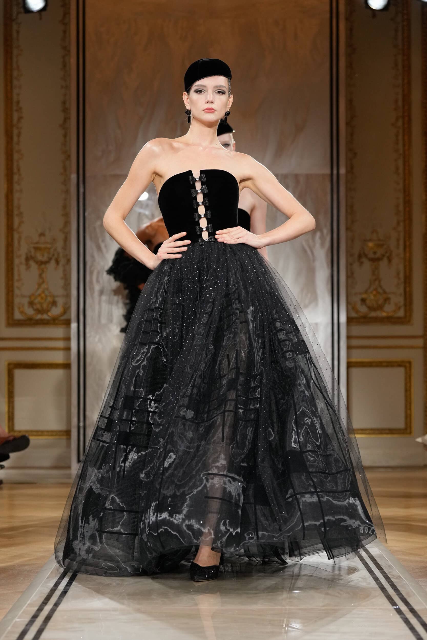 Giorgio Armani Prive Fall 2025 Couture Fashion Show