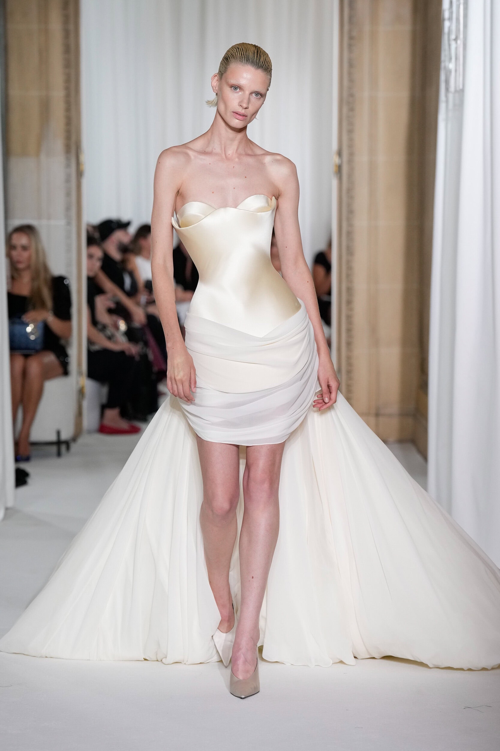 Ashi Studio Spring 2026 Couture Fashion Show