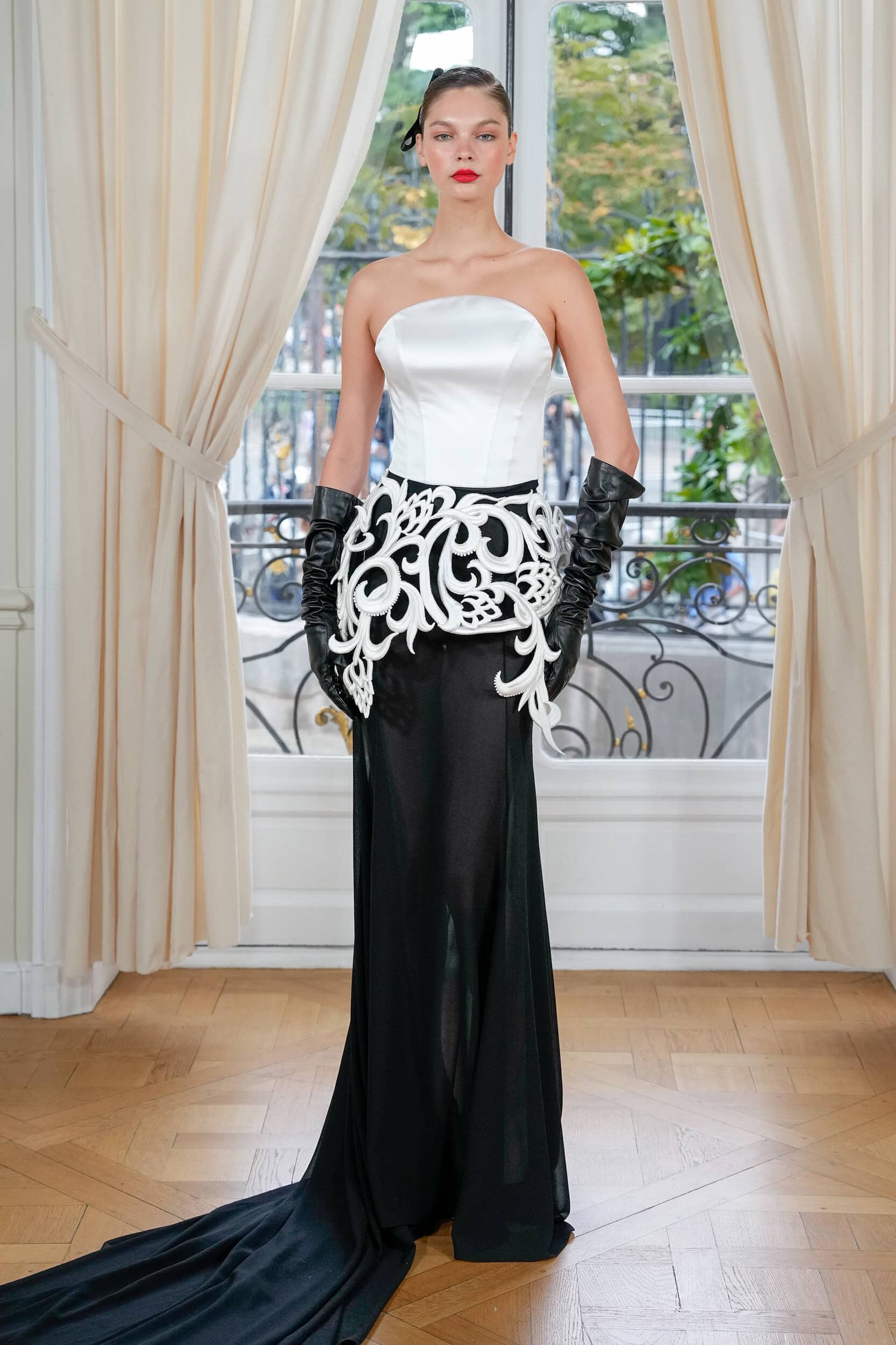 Yanina Couture Spring 2026 Couture Fashion Show