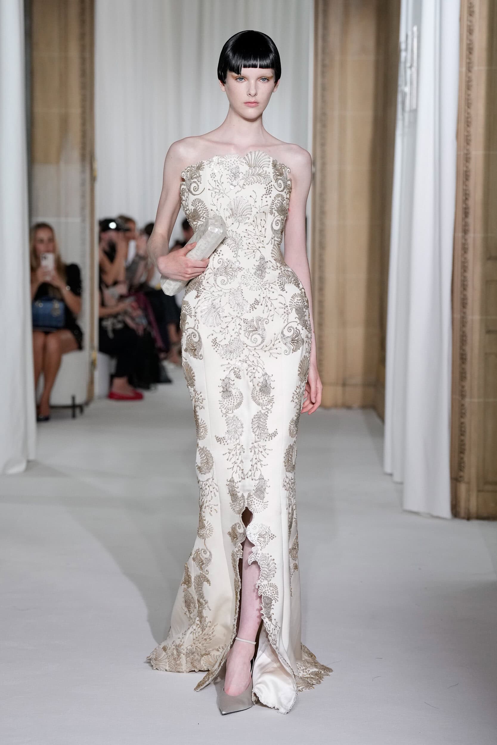 Ashi Studio Spring 2026 Couture Fashion Show