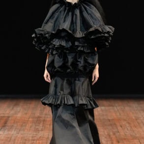 Viktor & Rolf Fall 2025 Couture Fashion Show