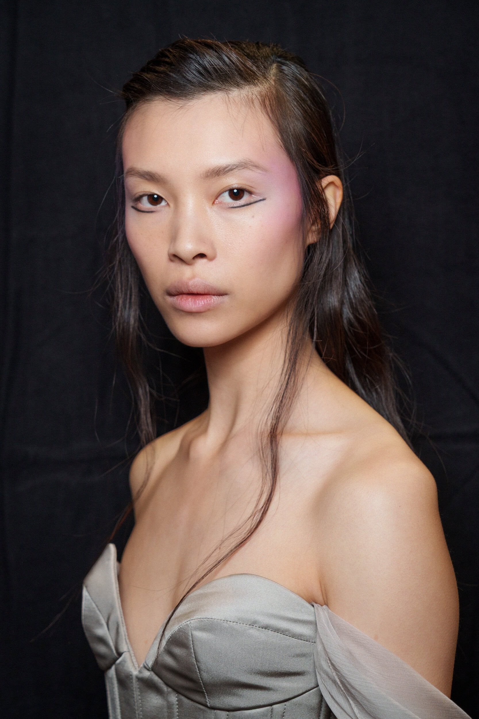 Ardazaei Fall 2025 Couture Fashion Show Backstage