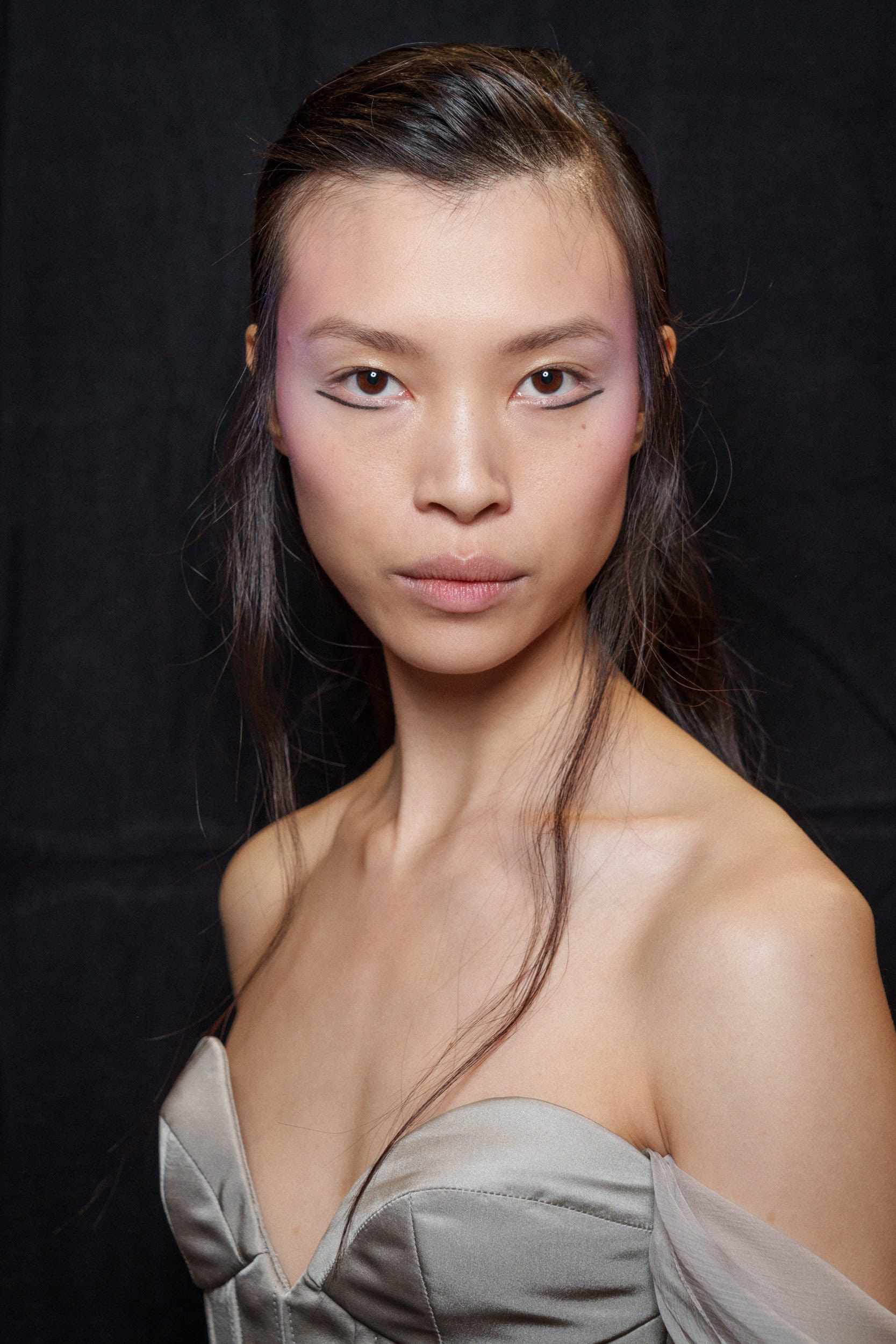 Ardazaei Fall 2025 Couture Fashion Show Backstage