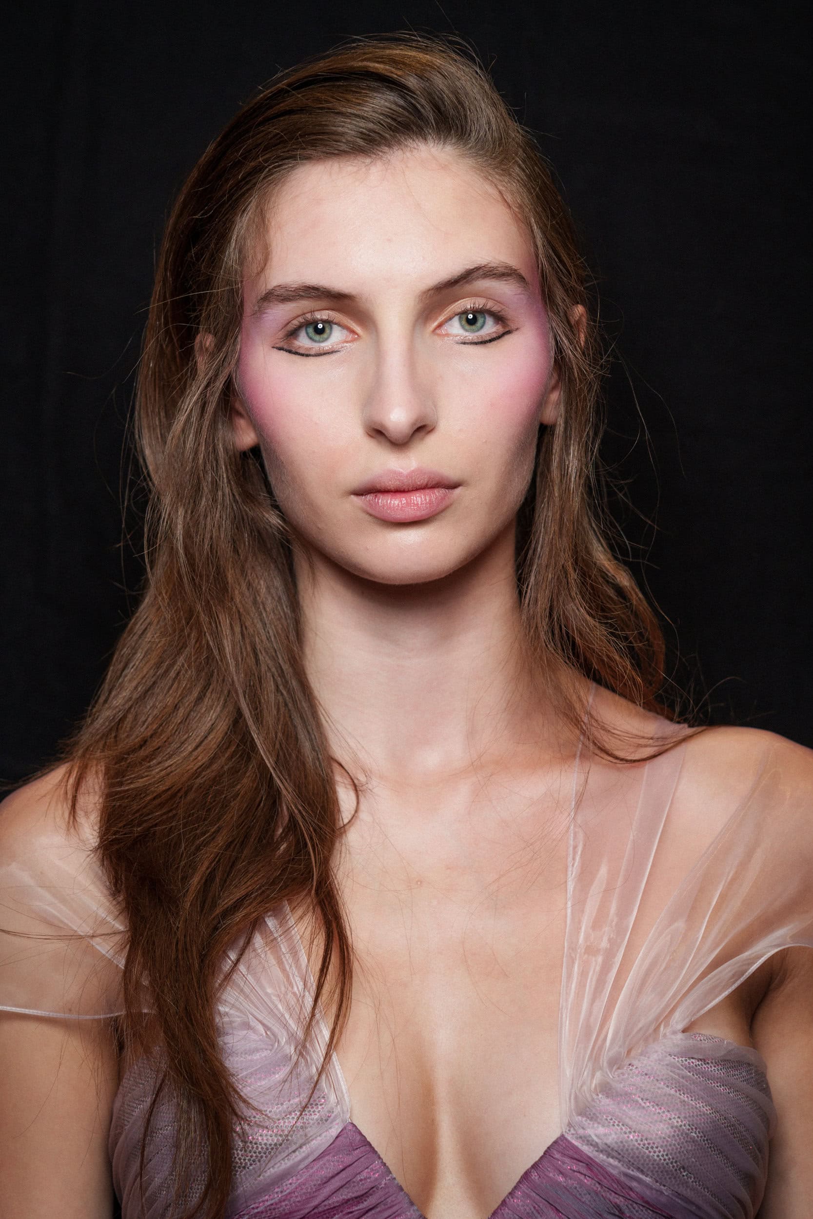Ardazaei Fall 2025 Couture Fashion Show Backstage