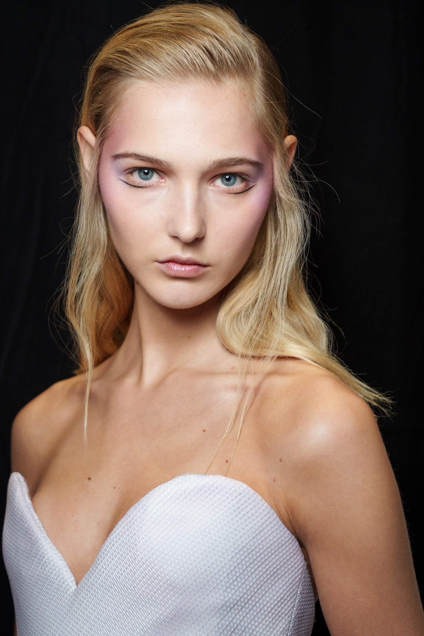 Ardazaei Fall 2025 Couture Fashion Show Backstage