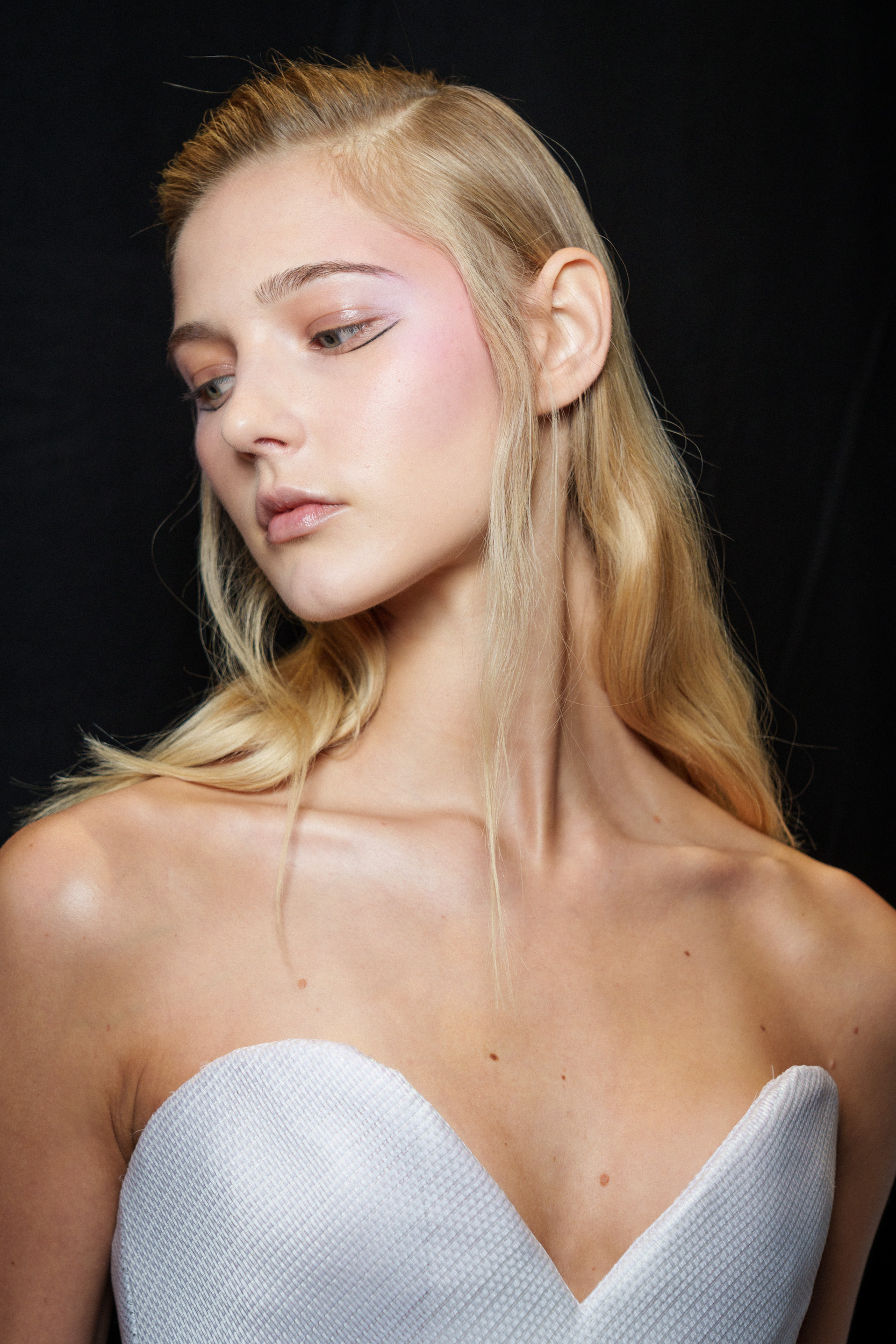 Ardazaei Fall 2025 Couture Fashion Show Backstage