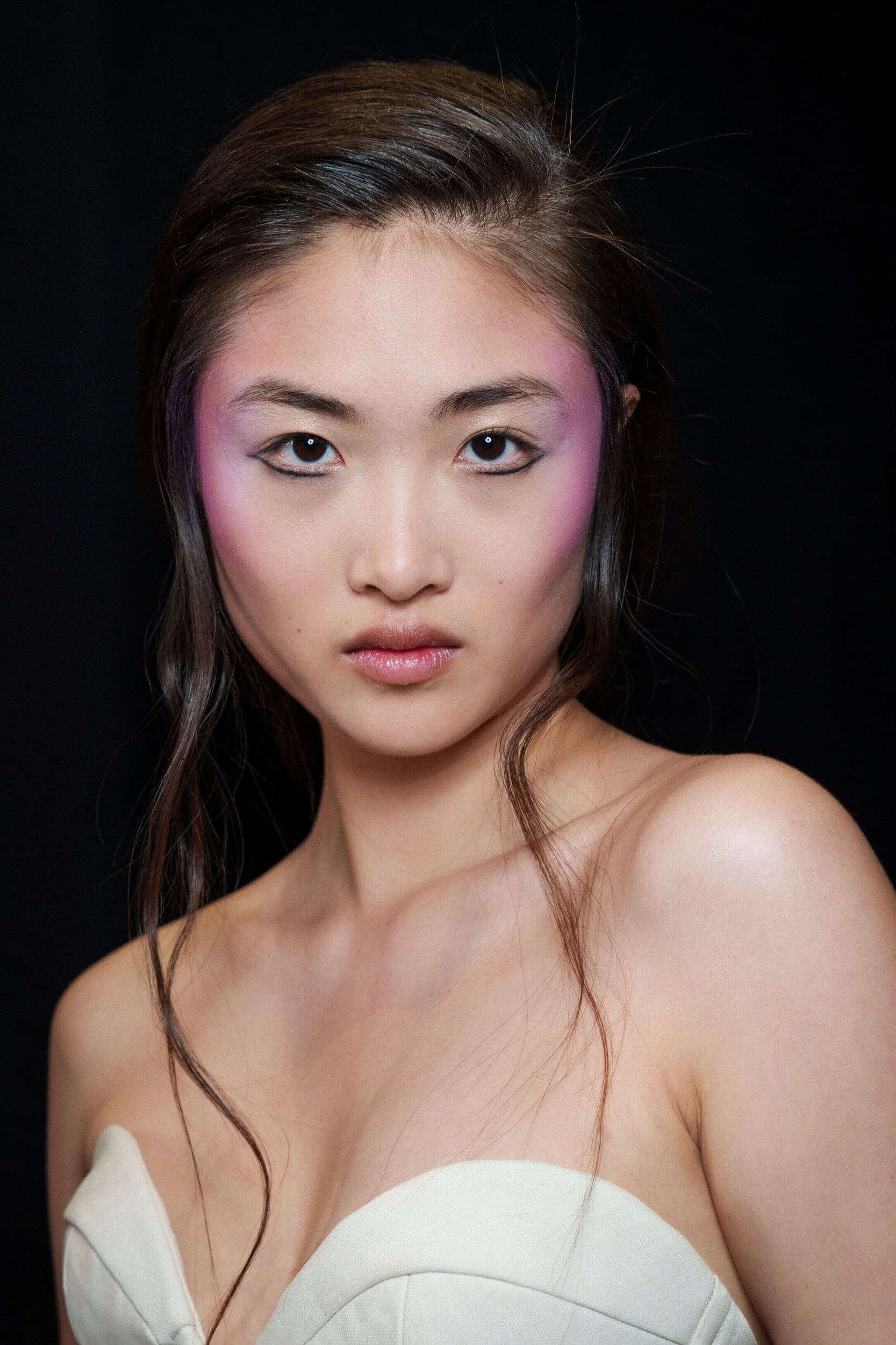 Ardazaei Fall 2025 Couture Fashion Show Backstage