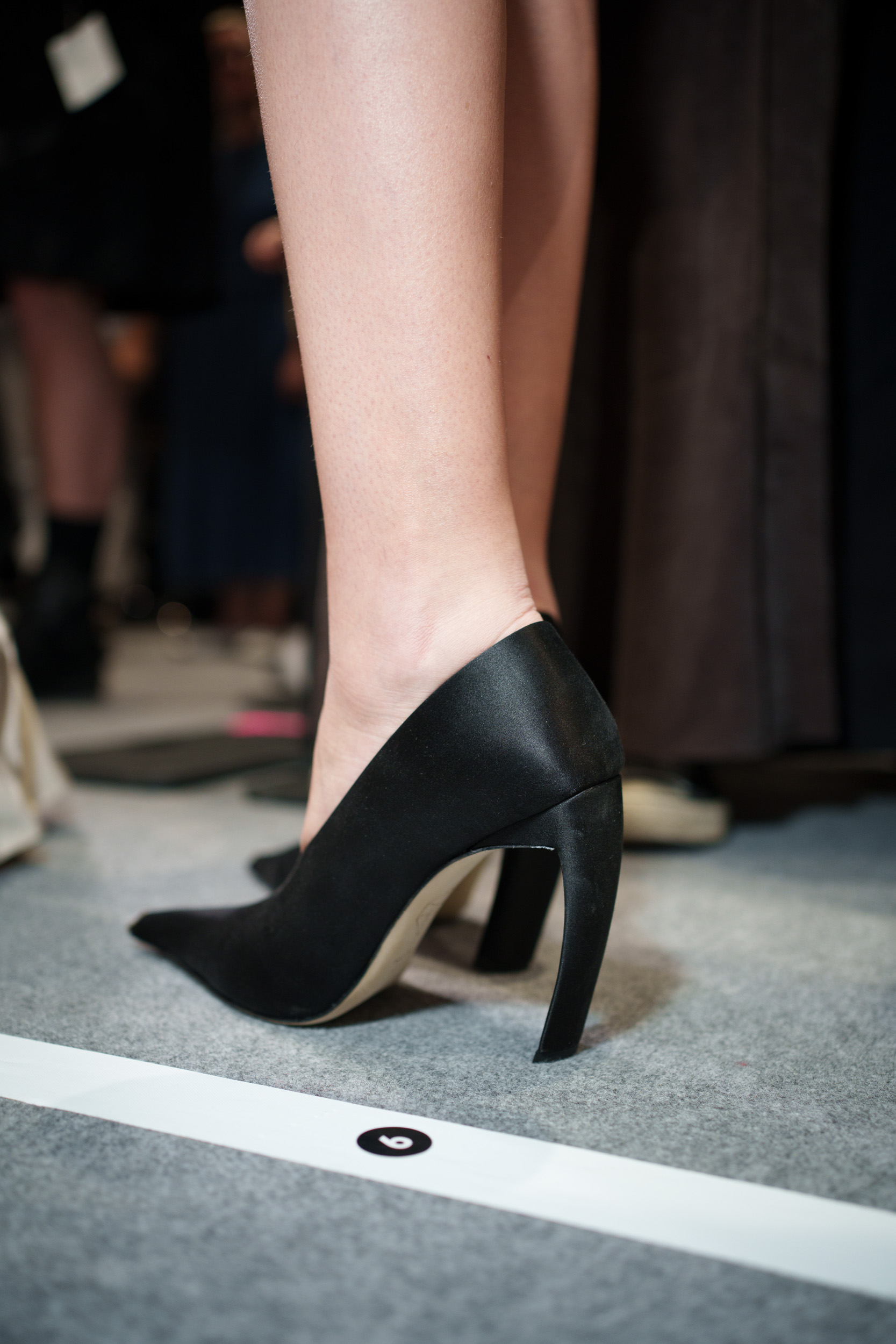 Ardazaei Fall 2025 Couture Fashion Show Backstage