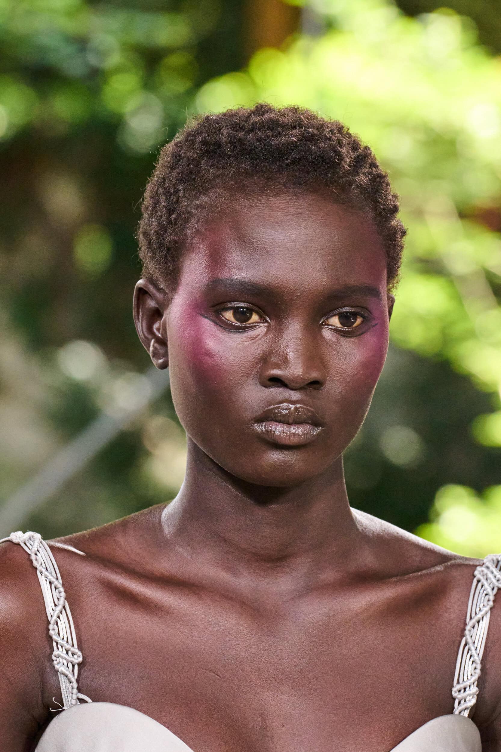 Ardazaei Fall 2025 Couture Fashion Show Details