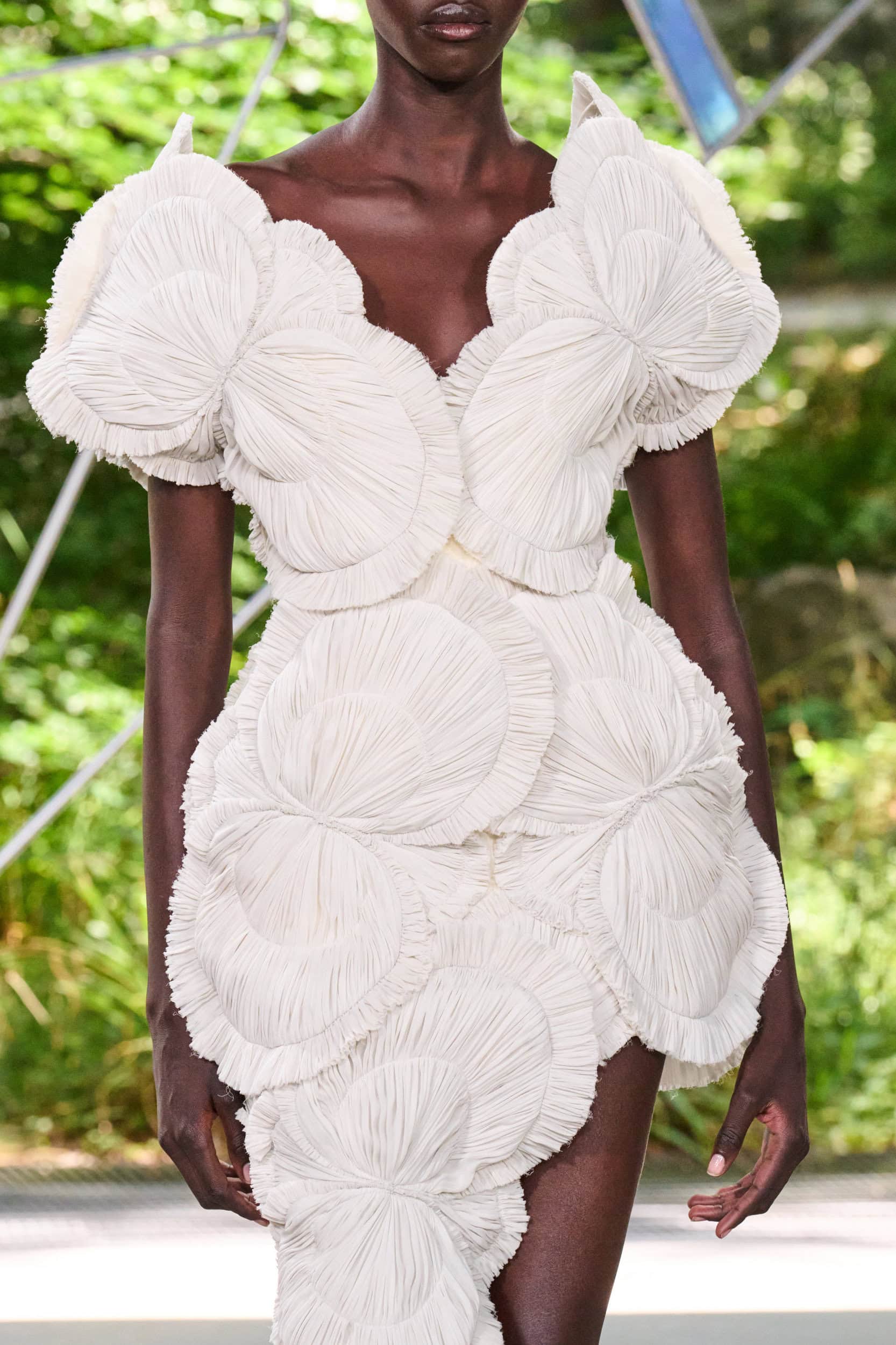 Ardazaei Fall 2025 Couture Fashion Show Details