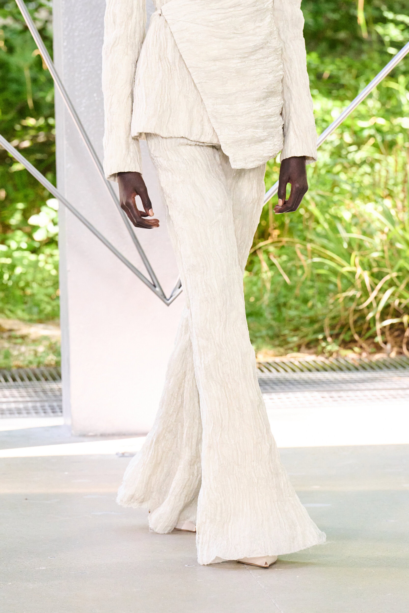 Ardazaei Fall 2025 Couture Fashion Show Details