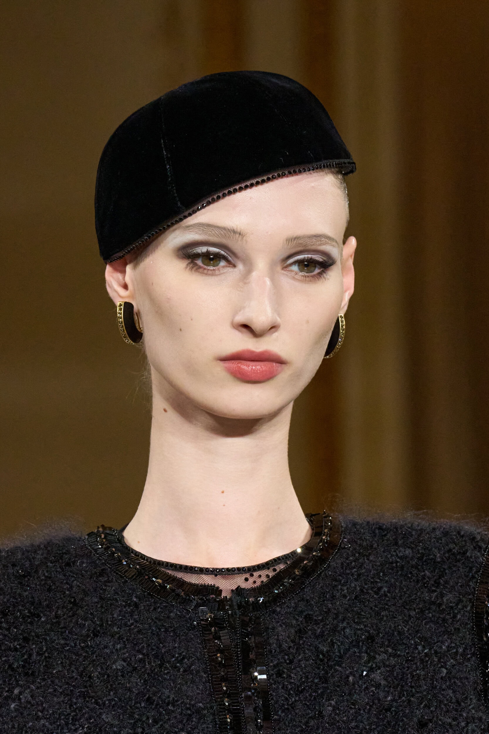Giorgio Armani Prive Fall 2025 Couture Fashion Show Details