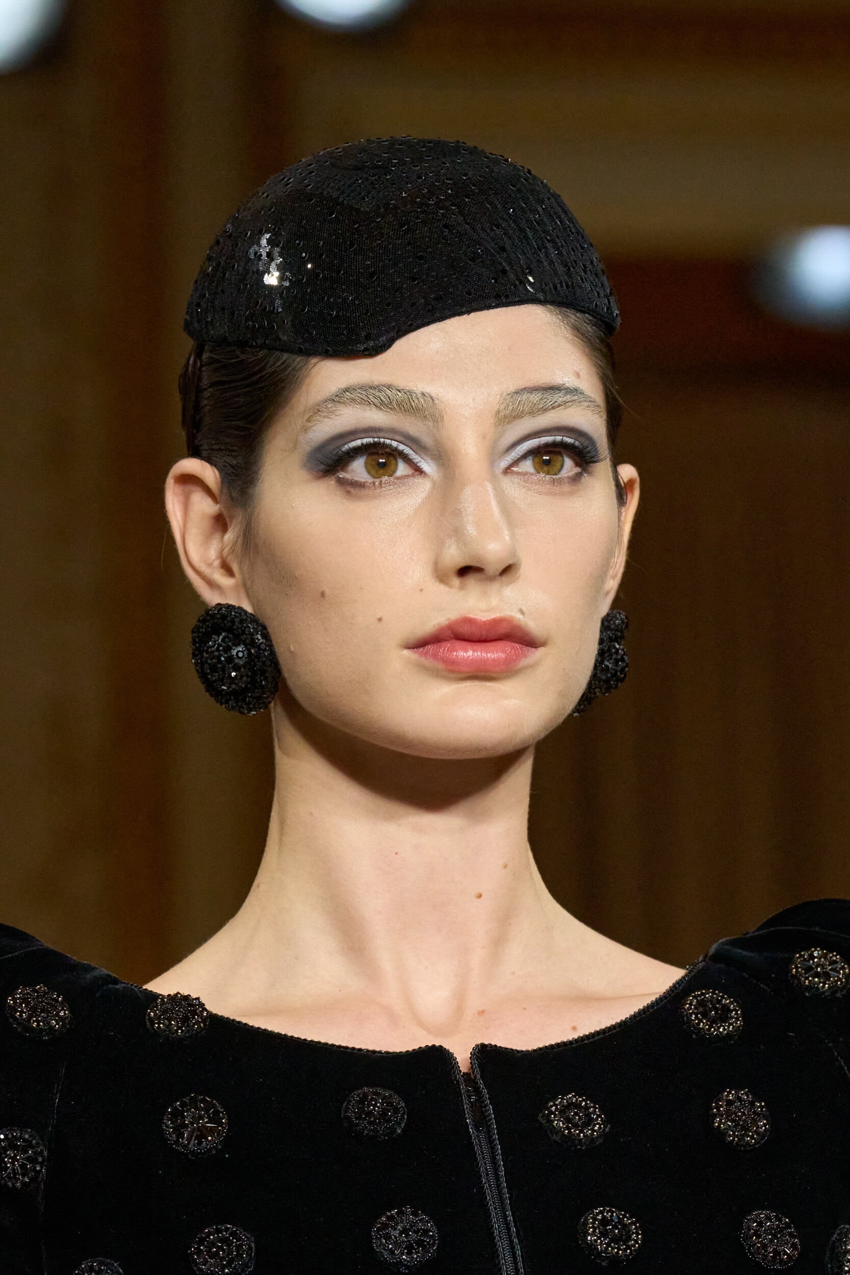 Giorgio Armani Prive Fall 2025 Couture Fashion Show Details
