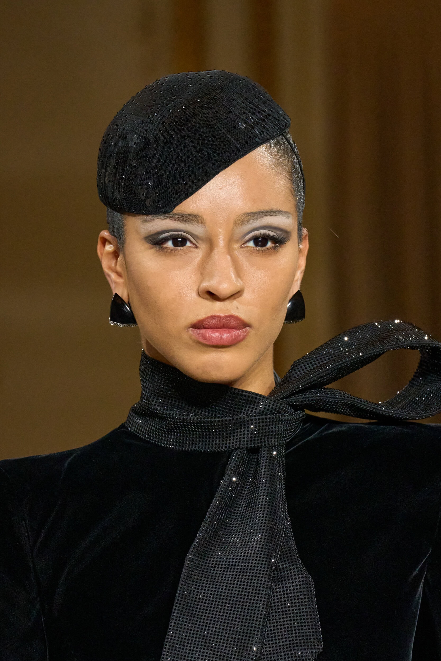 Giorgio Armani Prive Fall 2025 Couture Fashion Show Details