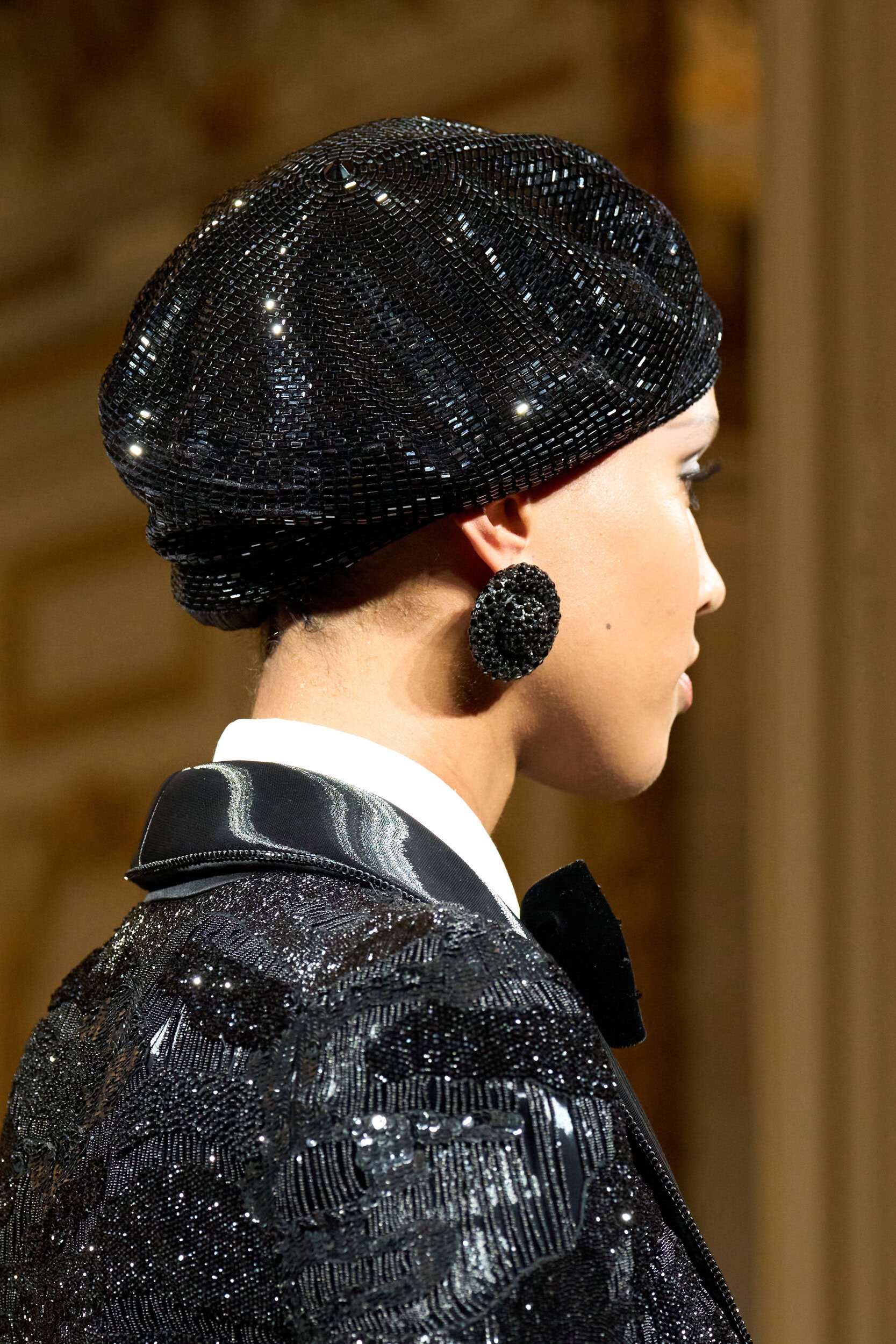 Giorgio Armani Prive Fall 2025 Couture Fashion Show Details