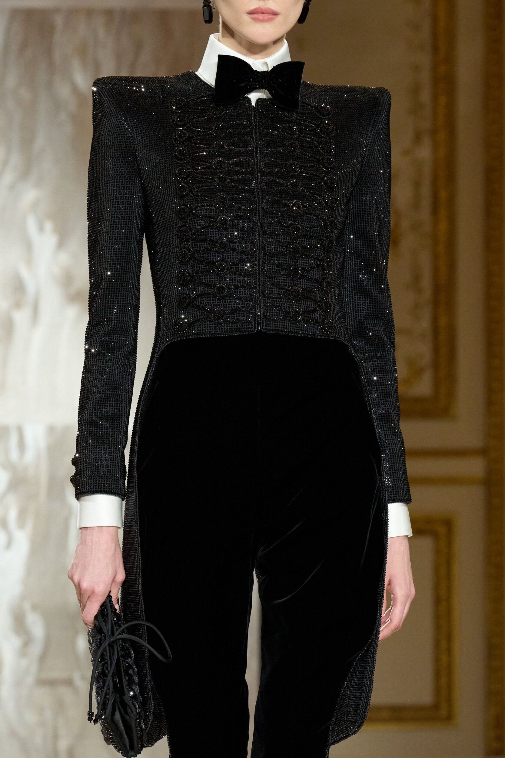Giorgio Armani Prive Fall 2025 Couture Fashion Show Details