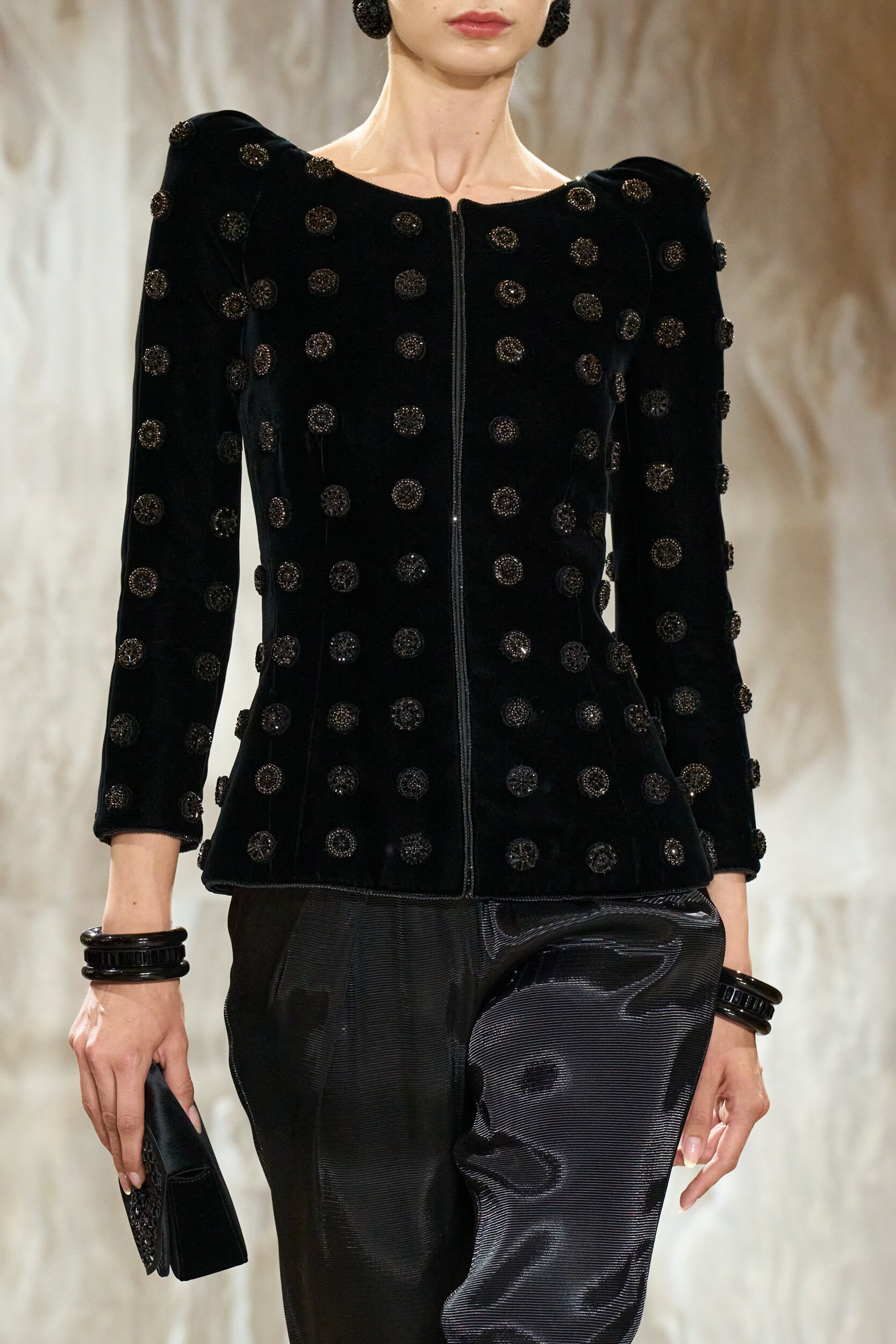 Giorgio Armani Prive Fall 2025 Couture Fashion Show Details