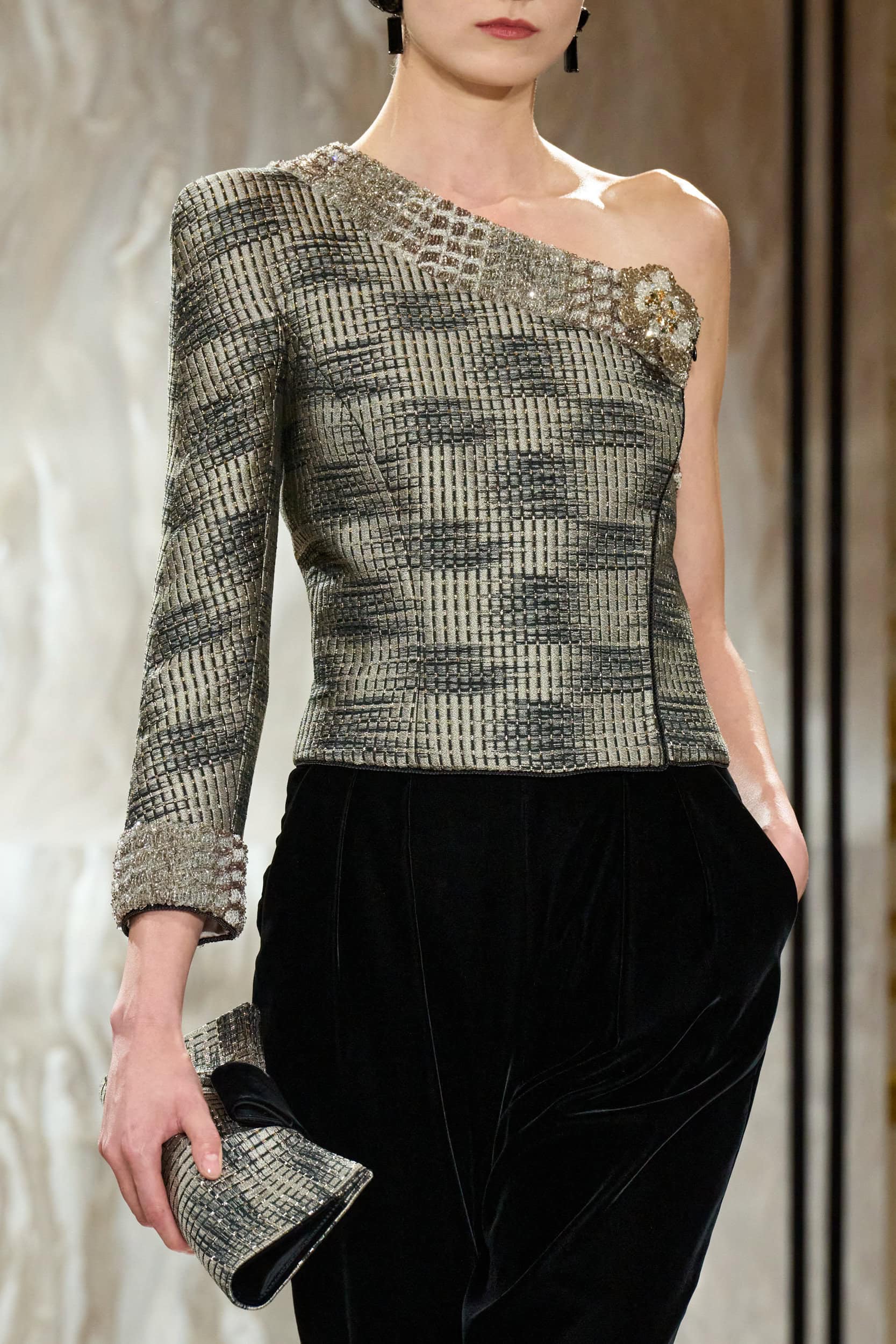 Giorgio Armani Prive Fall 2025 Couture Fashion Show Details