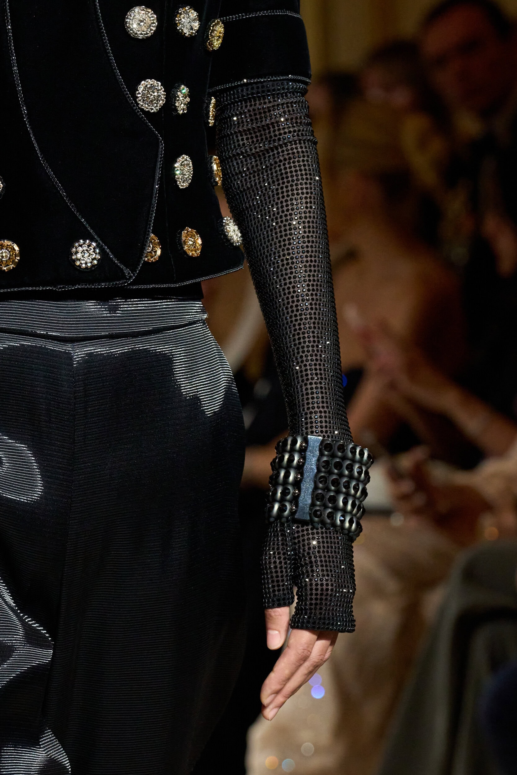 Giorgio Armani Prive Fall 2025 Couture Fashion Show Details