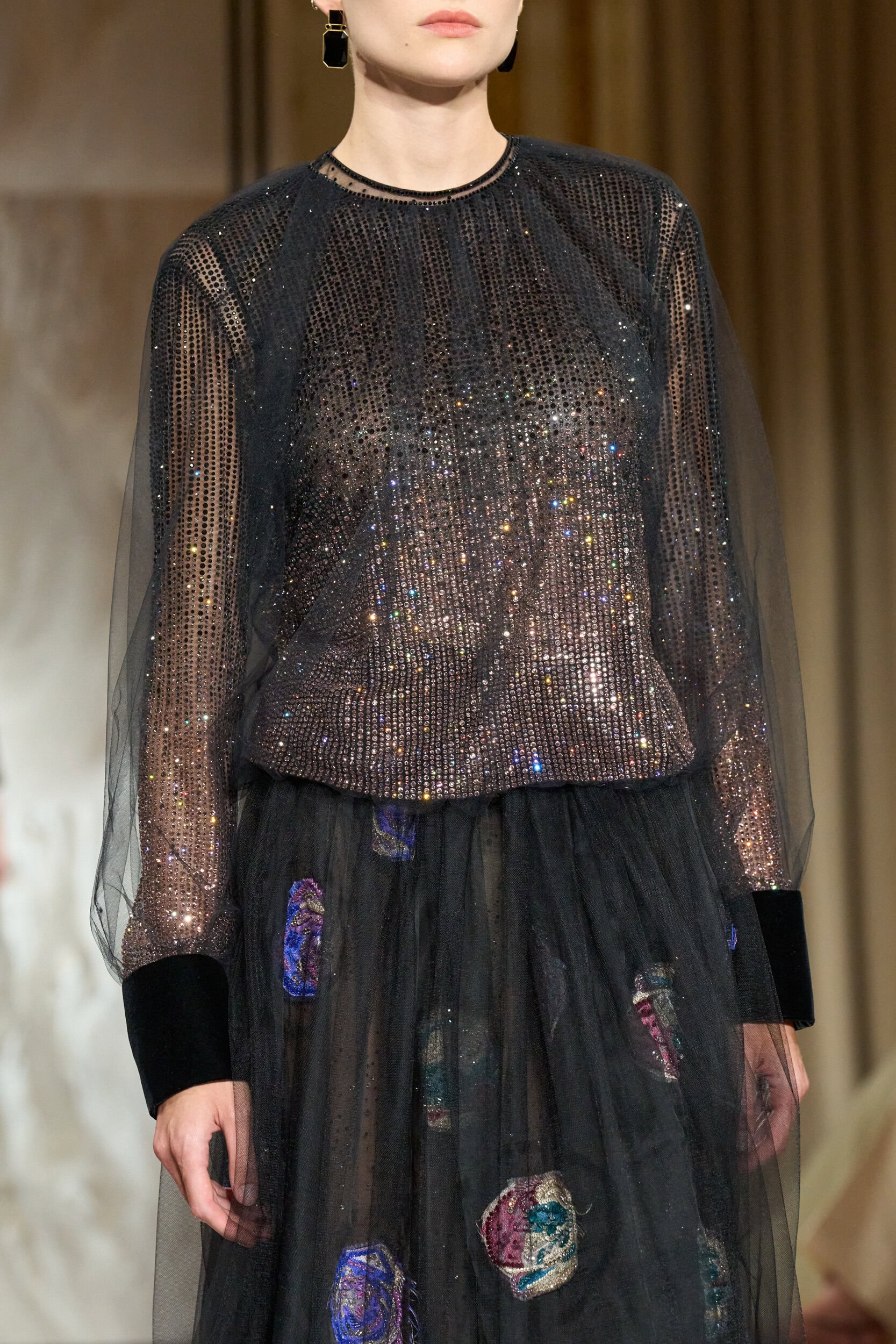 Giorgio Armani Prive Fall 2025 Couture Fashion Show Details