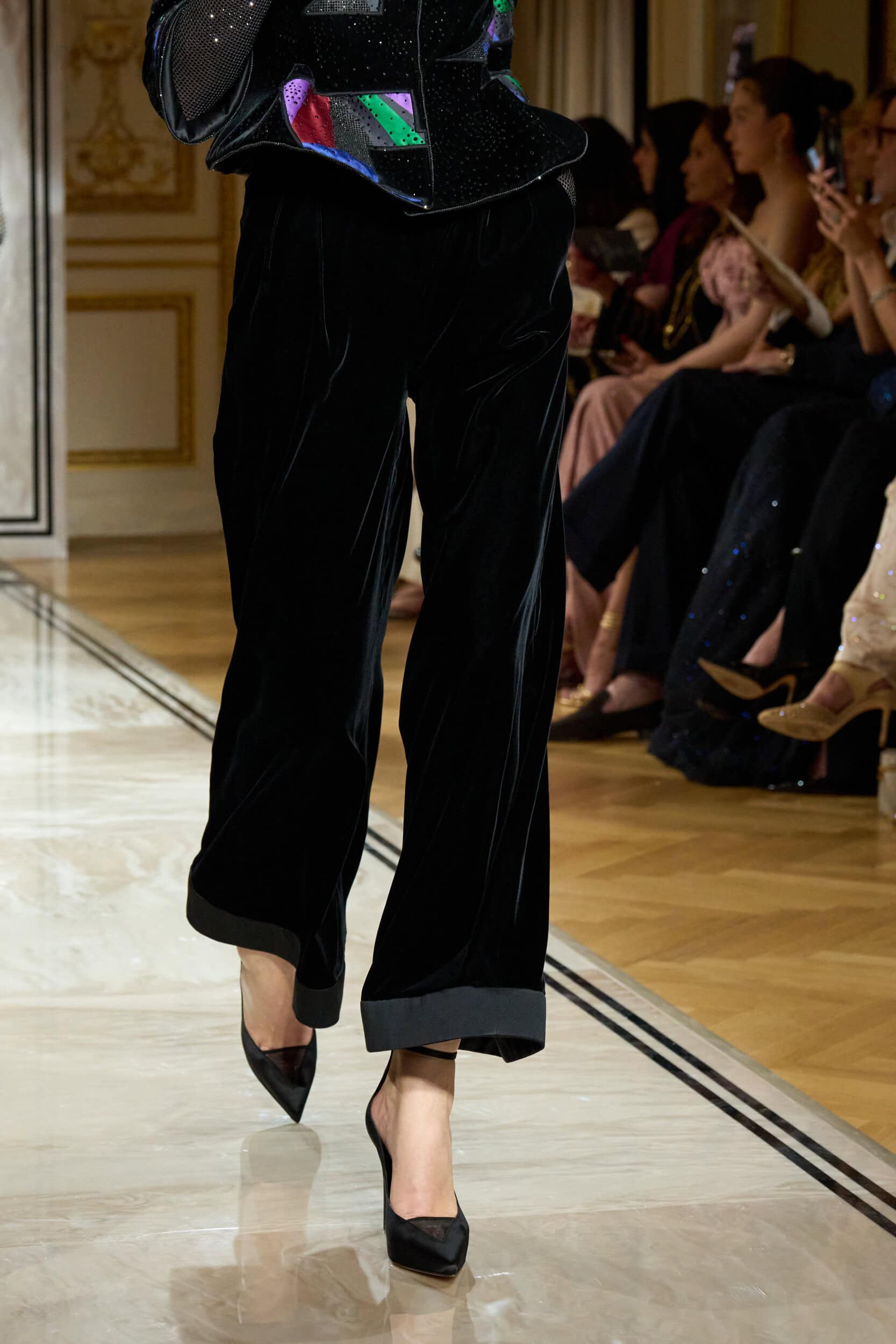 Giorgio Armani Prive Fall 2025 Couture Fashion Show Details