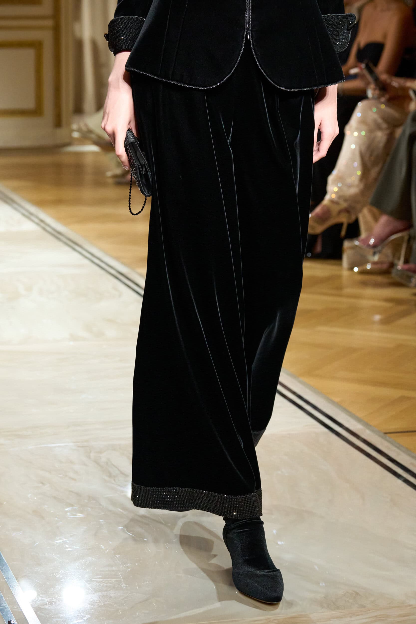 Giorgio Armani Prive Fall 2025 Couture Fashion Show Details