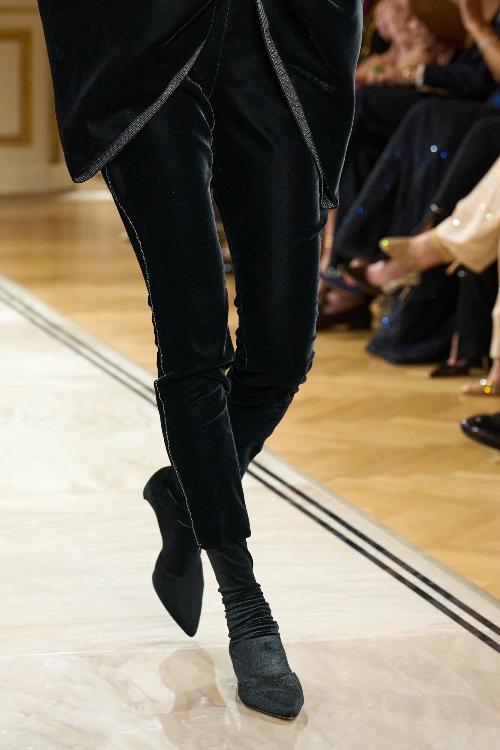 Giorgio Armani Prive Fall 2025 Couture Fashion Show Details