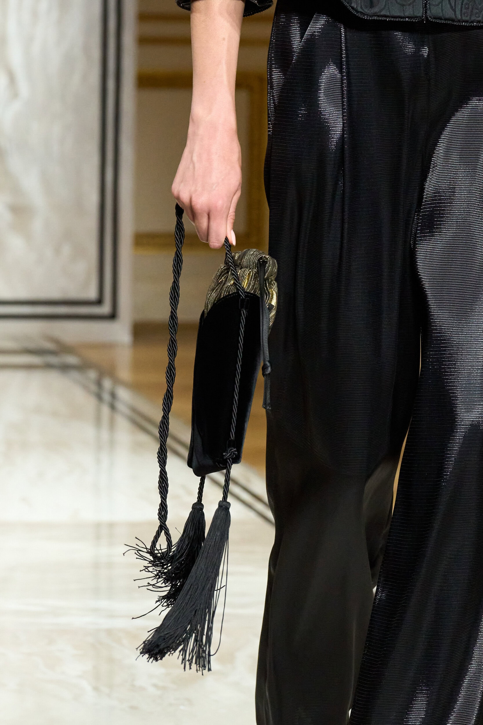 Giorgio Armani Prive Fall 2025 Couture Fashion Show Details