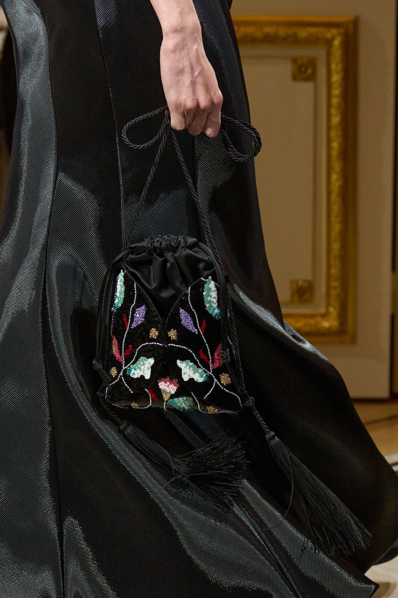 Giorgio Armani Prive Fall 2025 Couture Fashion Show Details