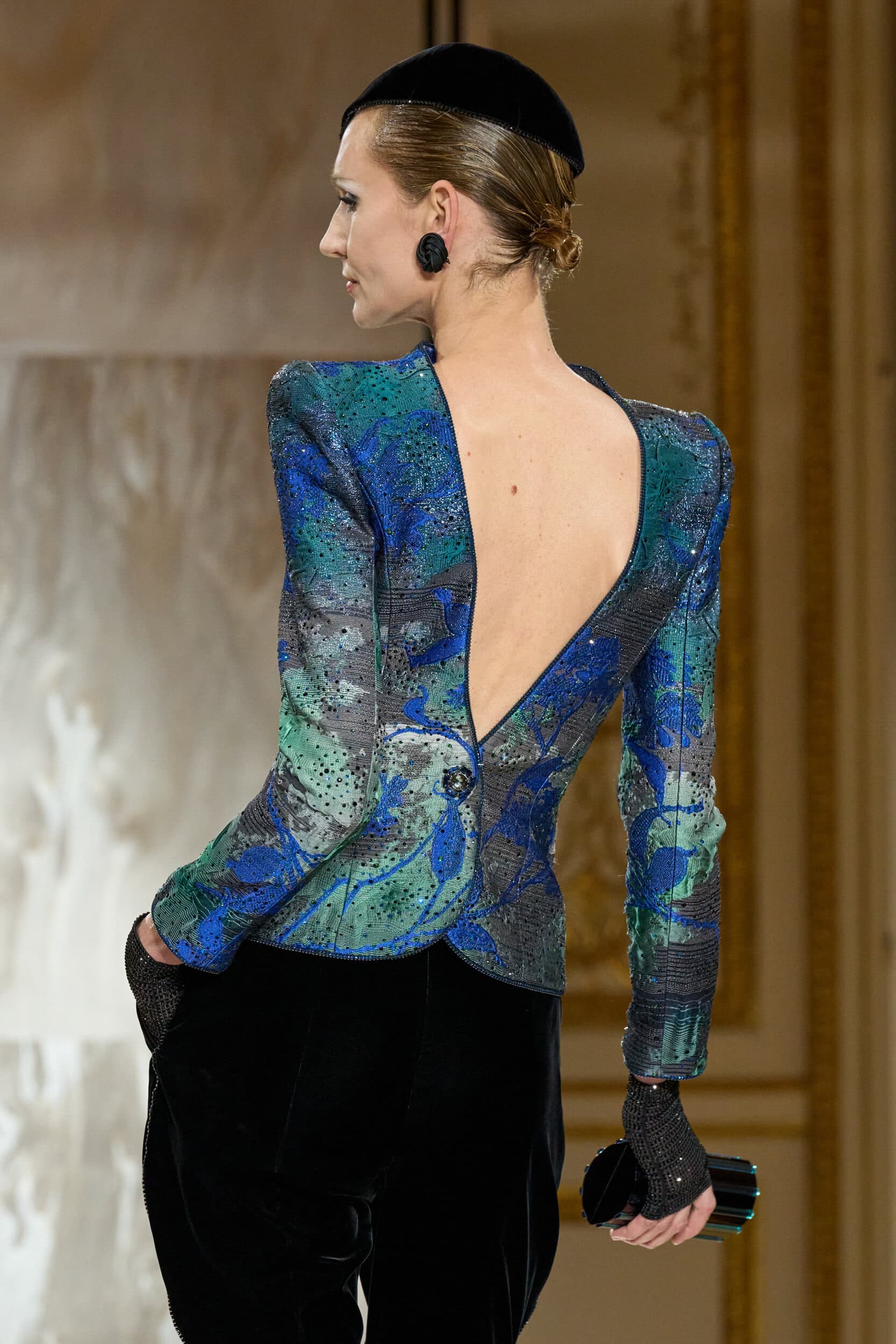 Giorgio Armani Prive Fall 2025 Couture Fashion Show Details