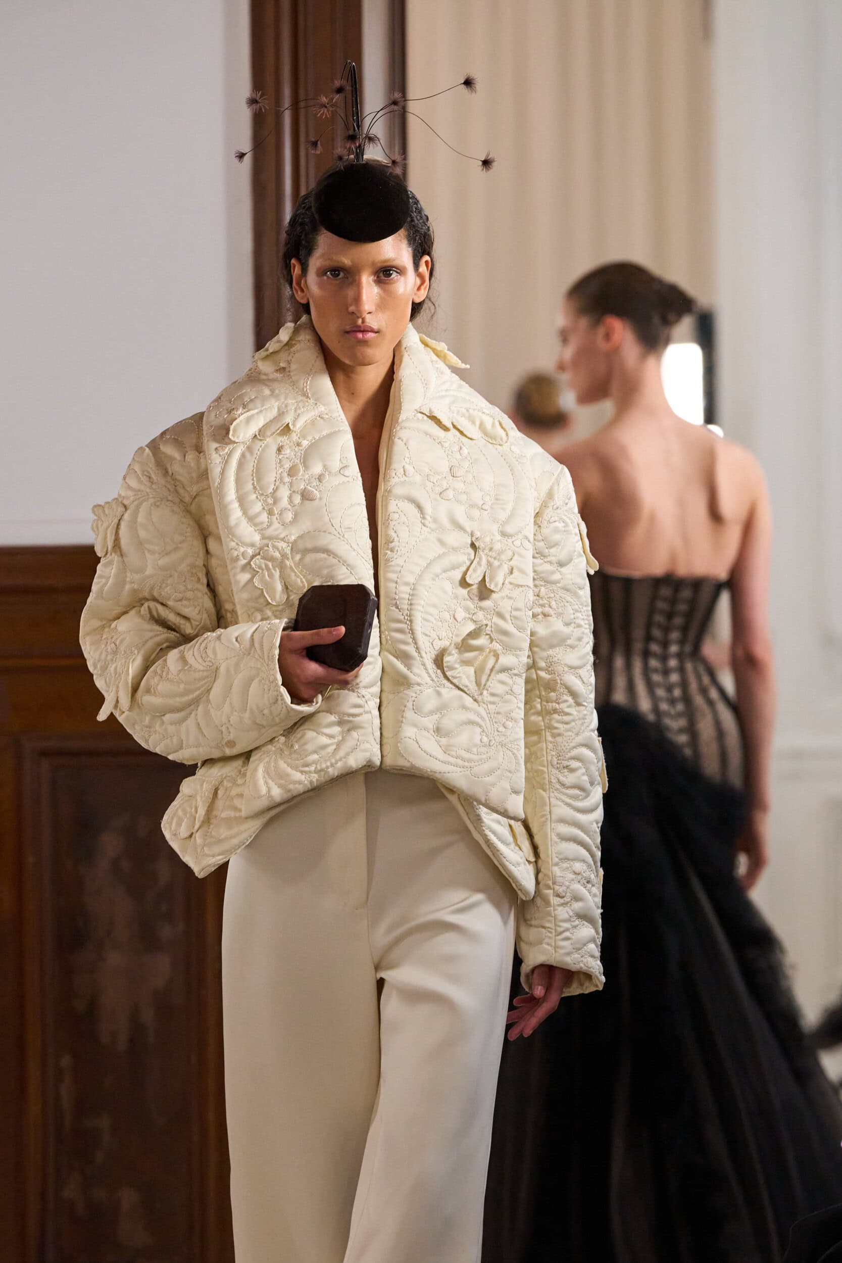 Ashi Studio Fall 2025 Couture Fashion Show Atmosphere