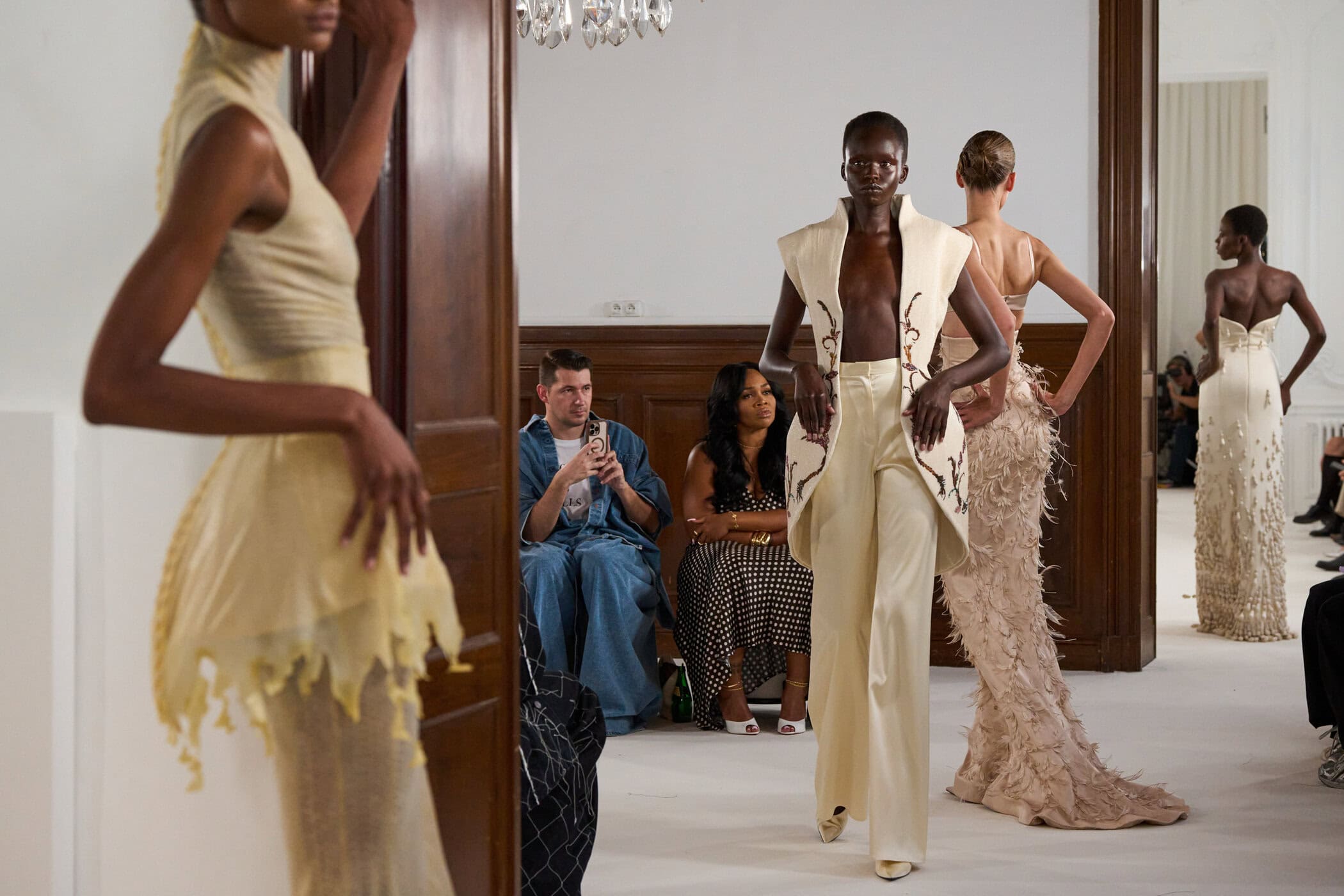 Ashi Studio Fall 2025 Couture Fashion Show Atmosphere