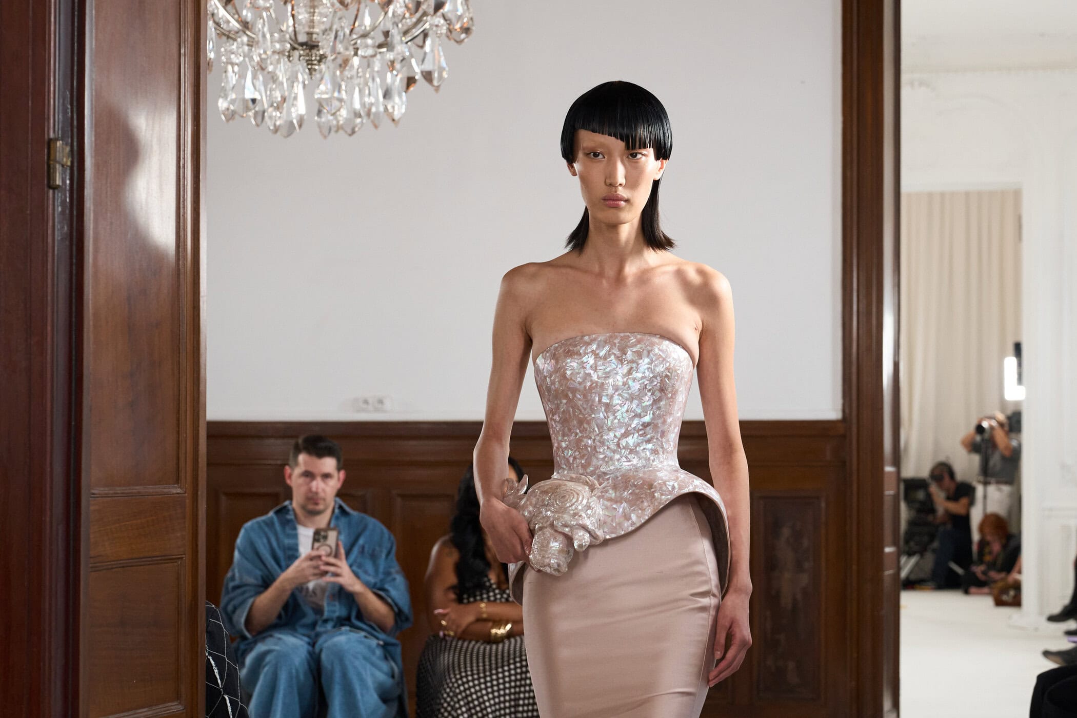 Ashi Studio Fall 2025 Couture Fashion Show Atmosphere