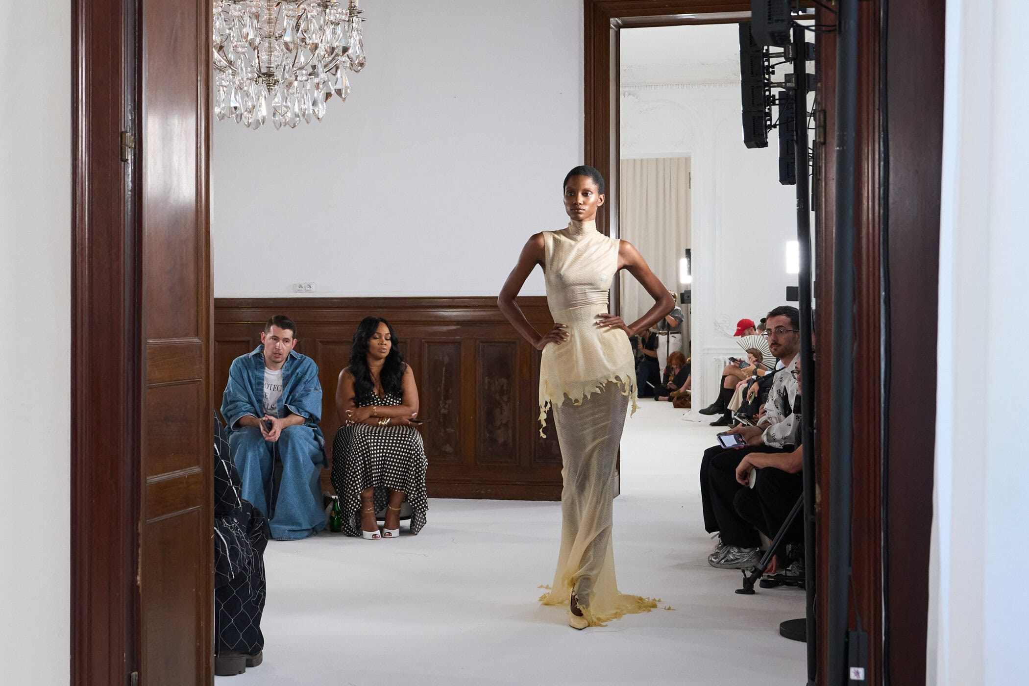 Ashi Studio Fall 2025 Couture Fashion Show Atmosphere