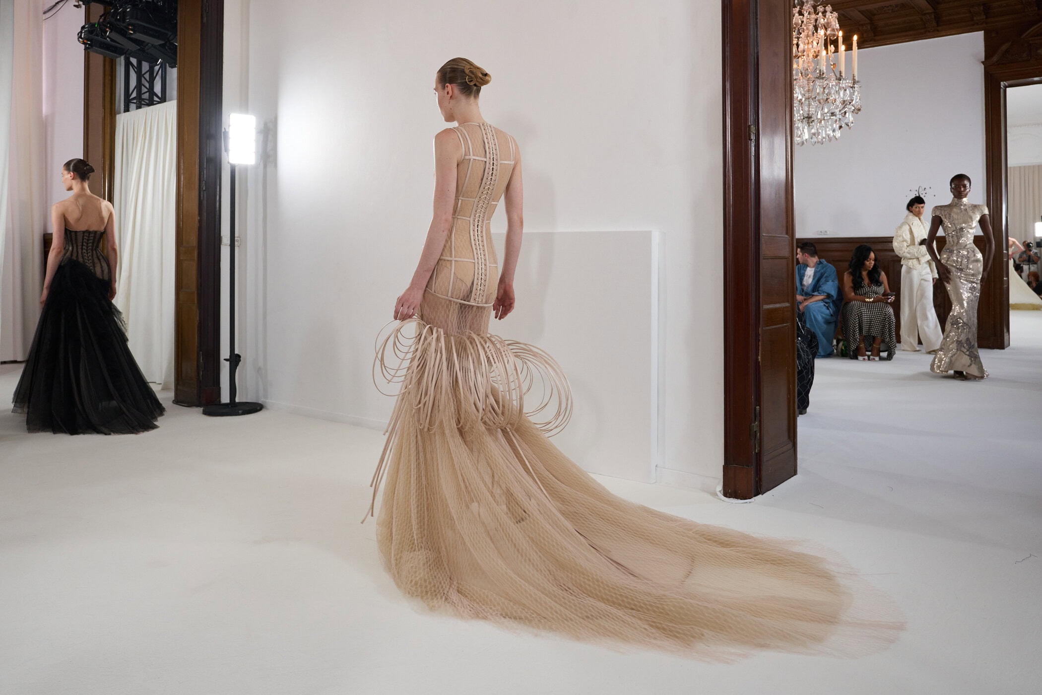 Ashi Studio Fall 2025 Couture Fashion Show Atmosphere