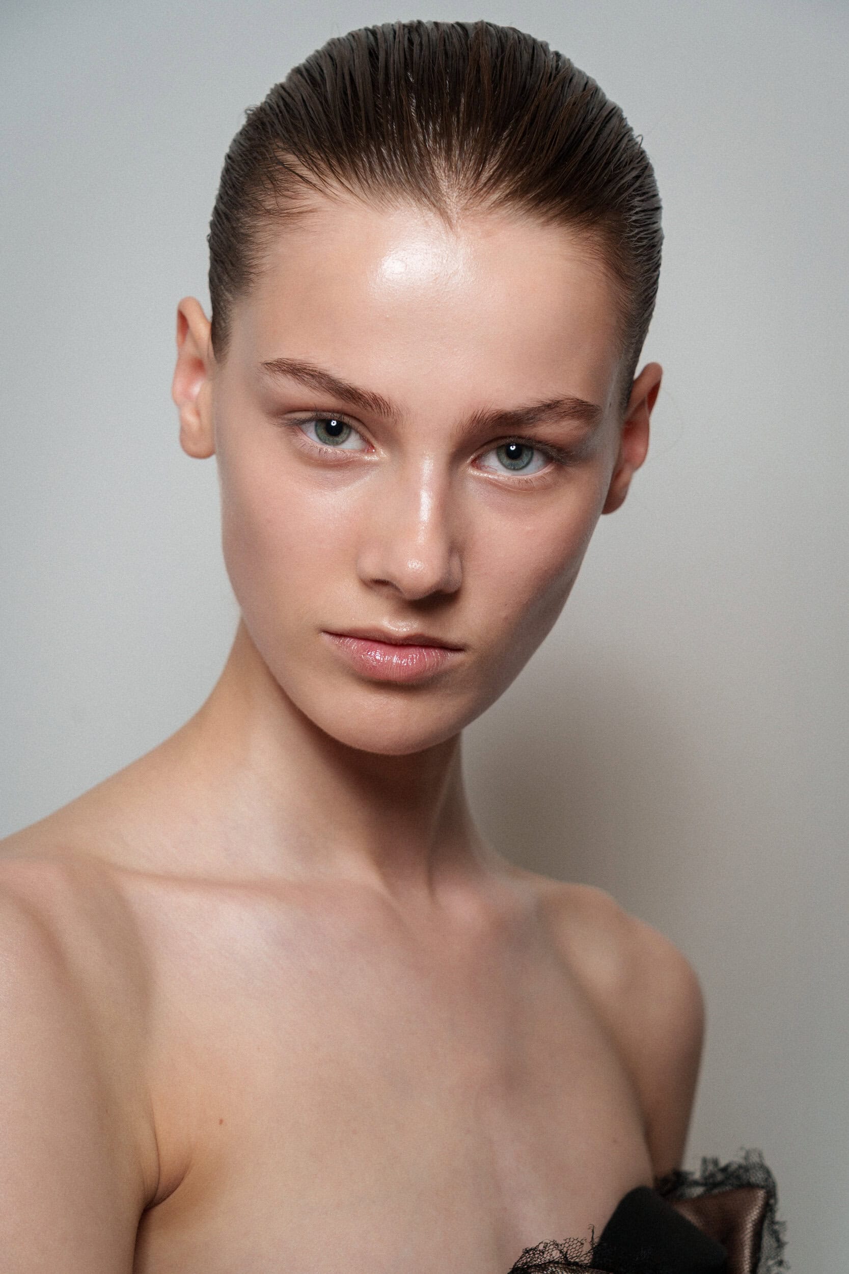Ashi Studio Fall 2025 Couture Fashion Show Backstage